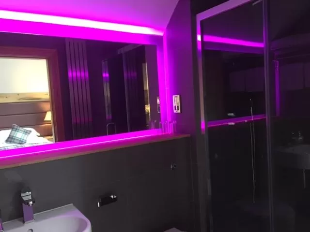 Toilet in Ravelston House