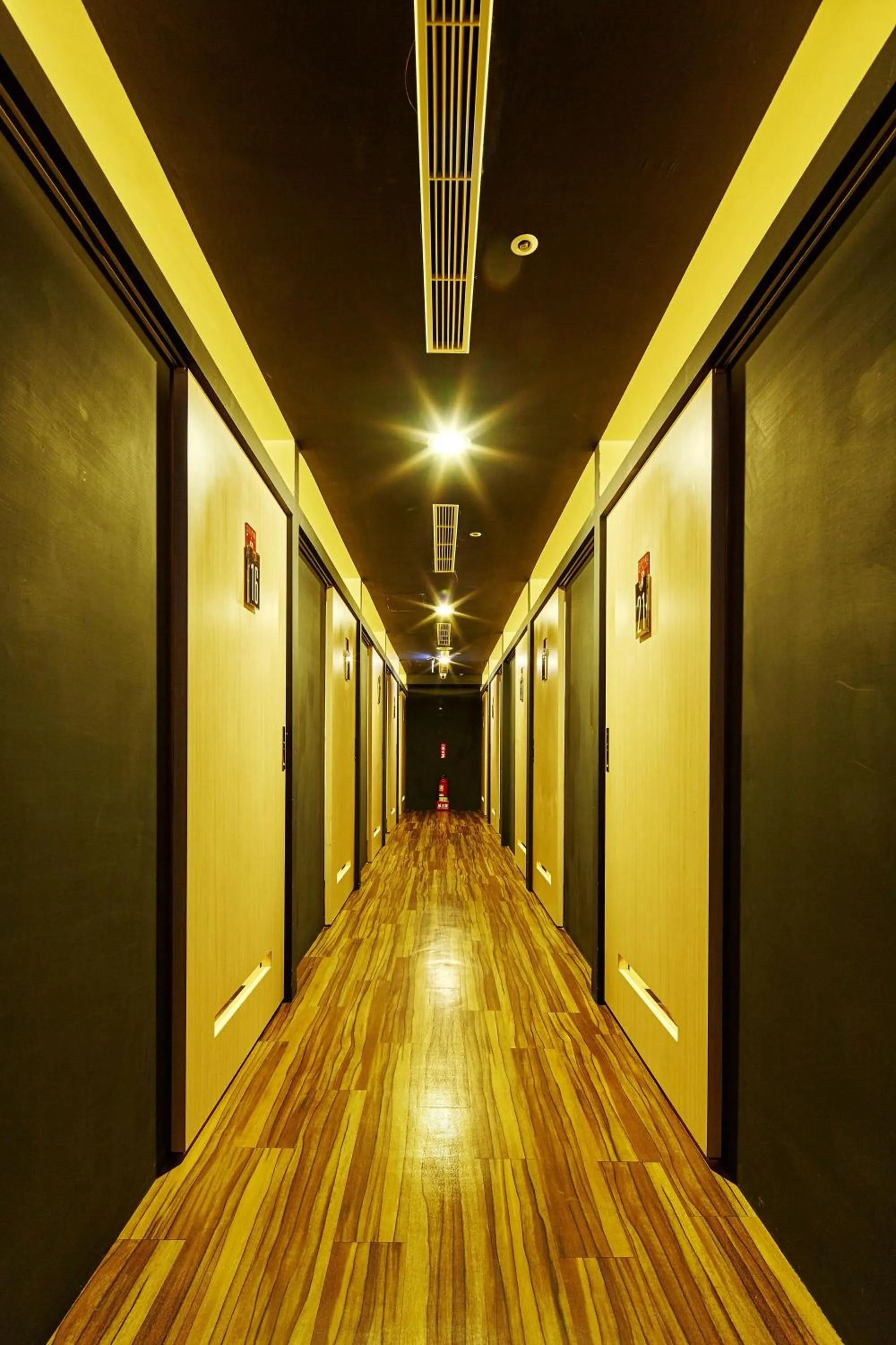 Decorative detail in Single inn- KAOHSIUNG LINSEN