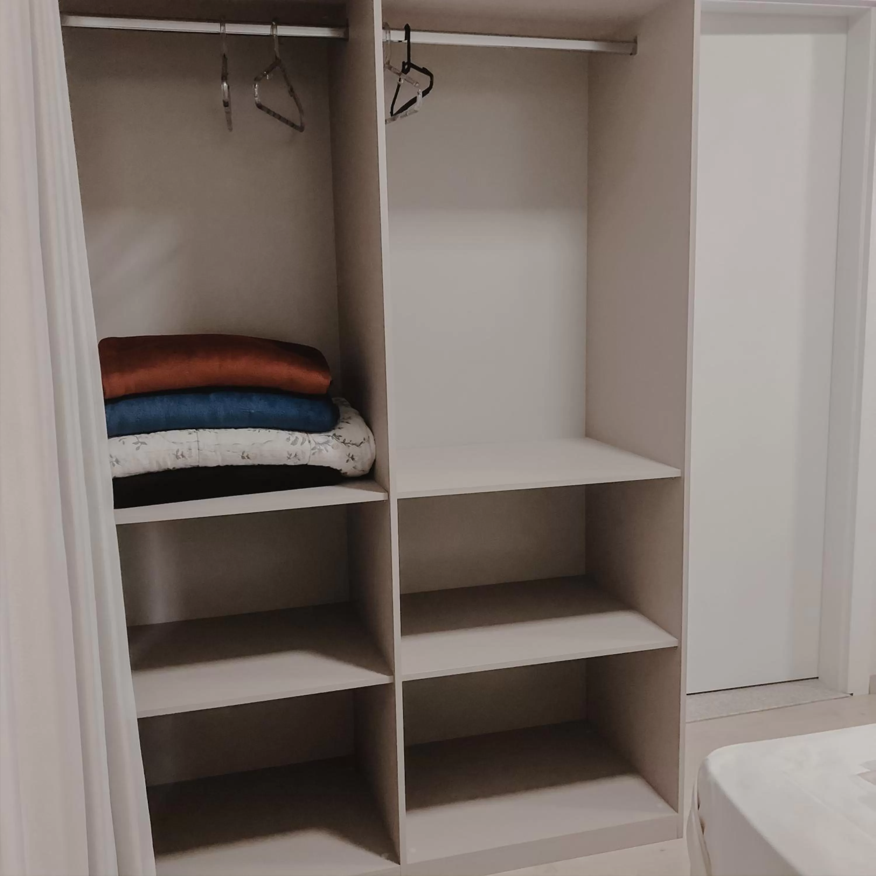 Bed in Petri Plaza Hotel