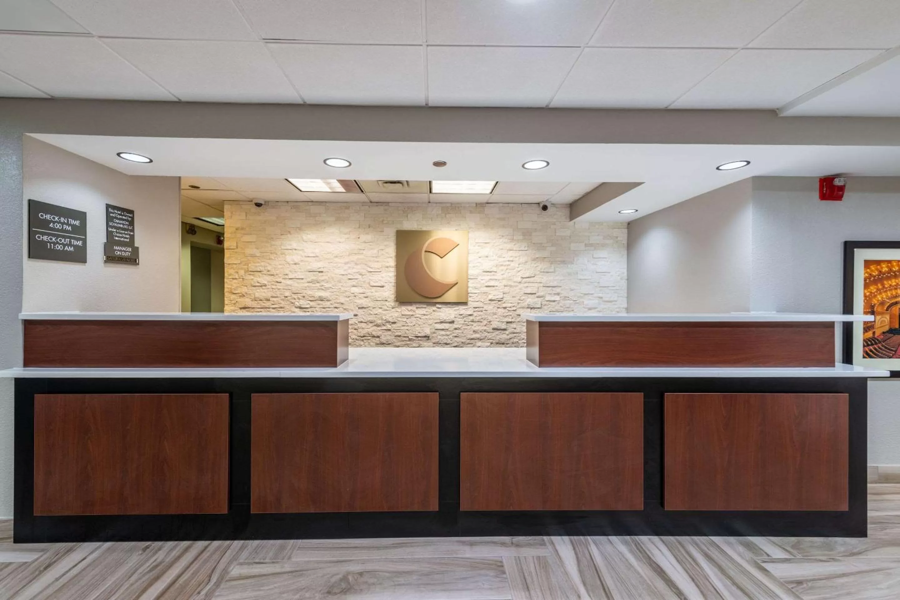 Lobby or reception in Comfort Inn Chicago Schaumburg - O'Hare Airport