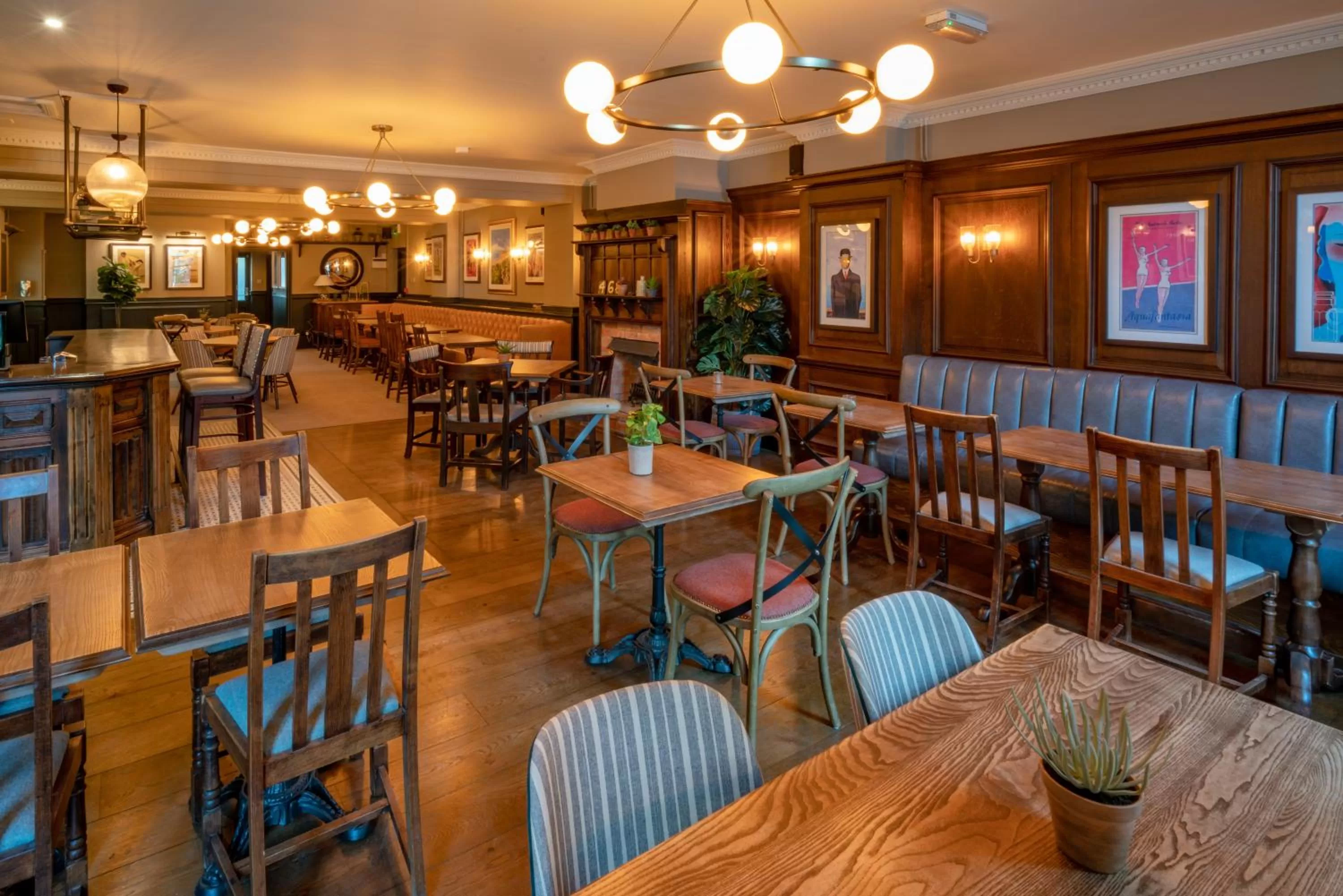 Restaurant/places to eat in The Pavilion Arms