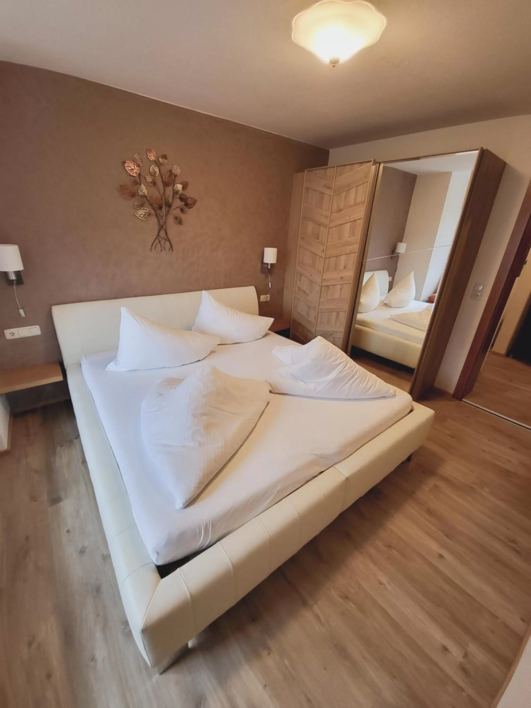 Bed in Adler Hotel-Pension