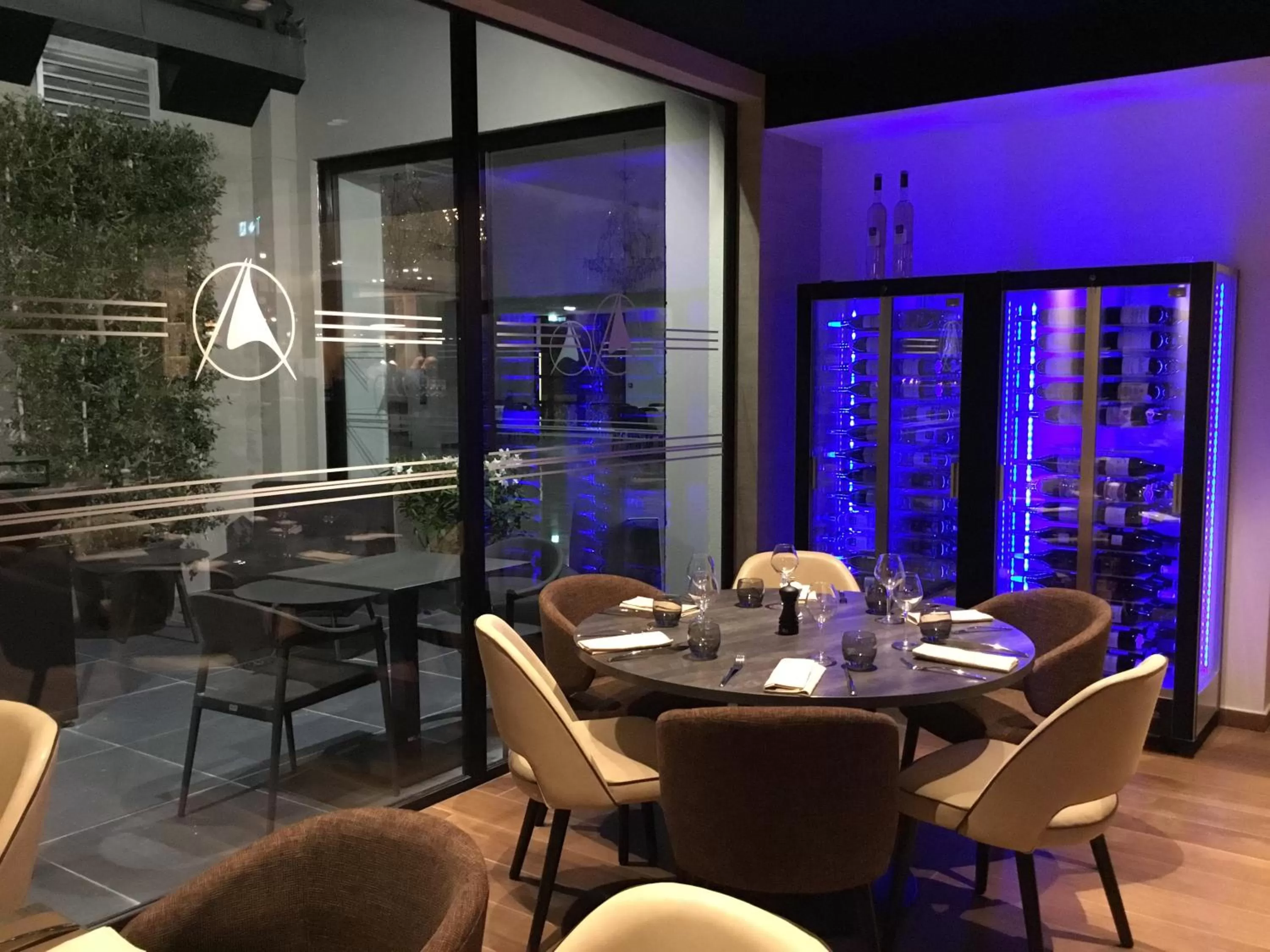Restaurant/places to eat in Best Western L'Aquarium Arras Nord
