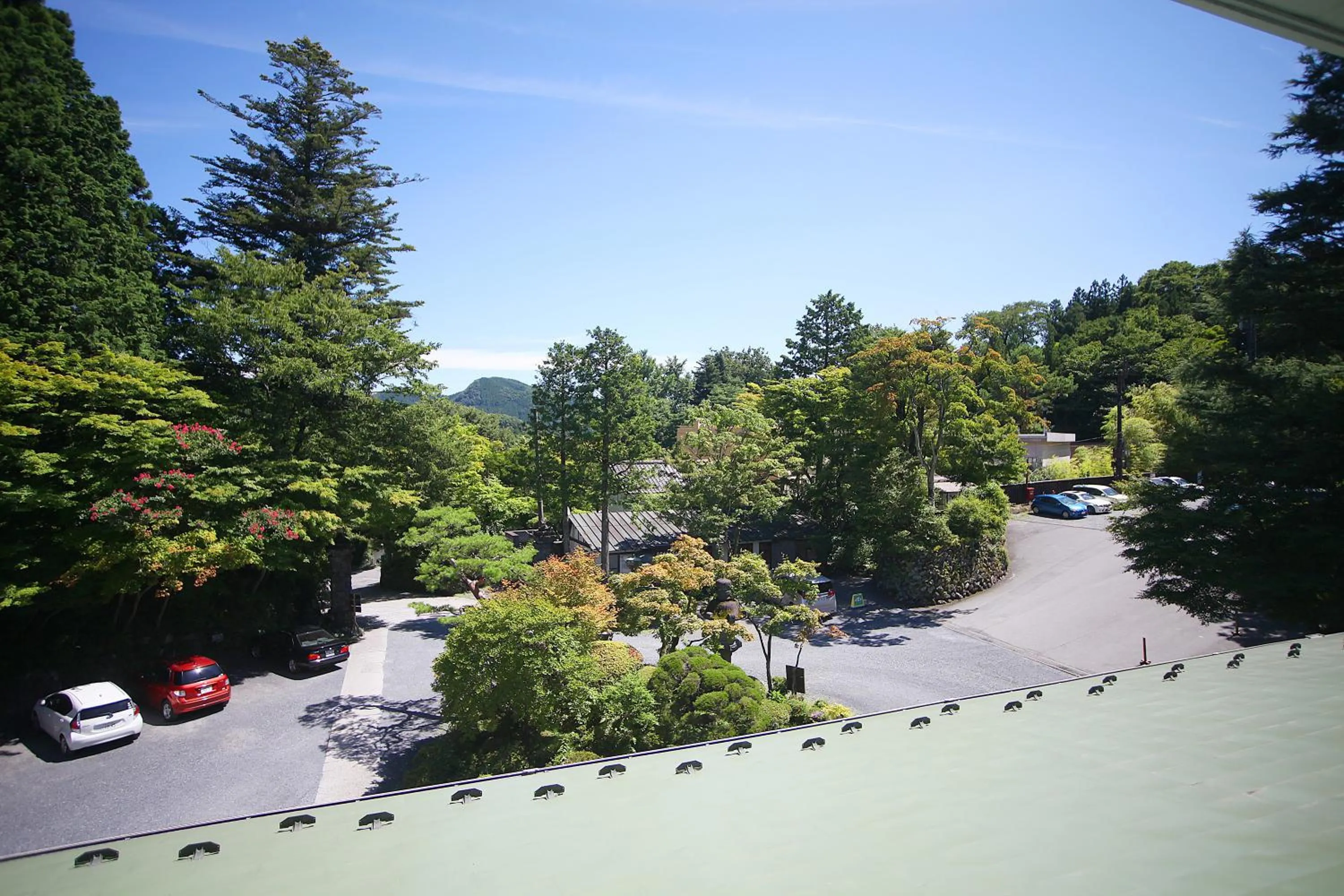 Inner courtyard view in Nikko Kanaya Hotel