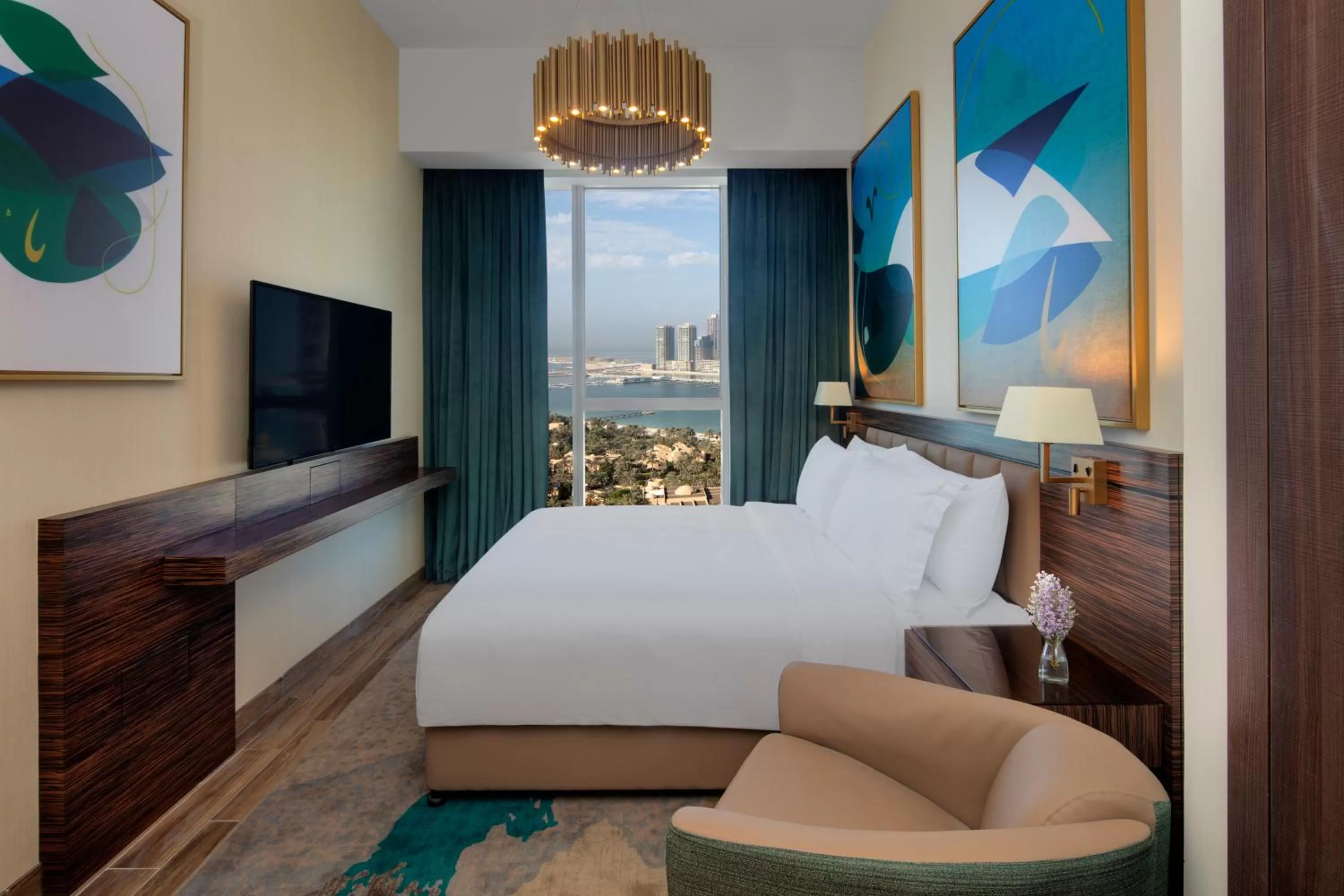 Bed in Avani Plus Palm View Dubai Hotel & Suites