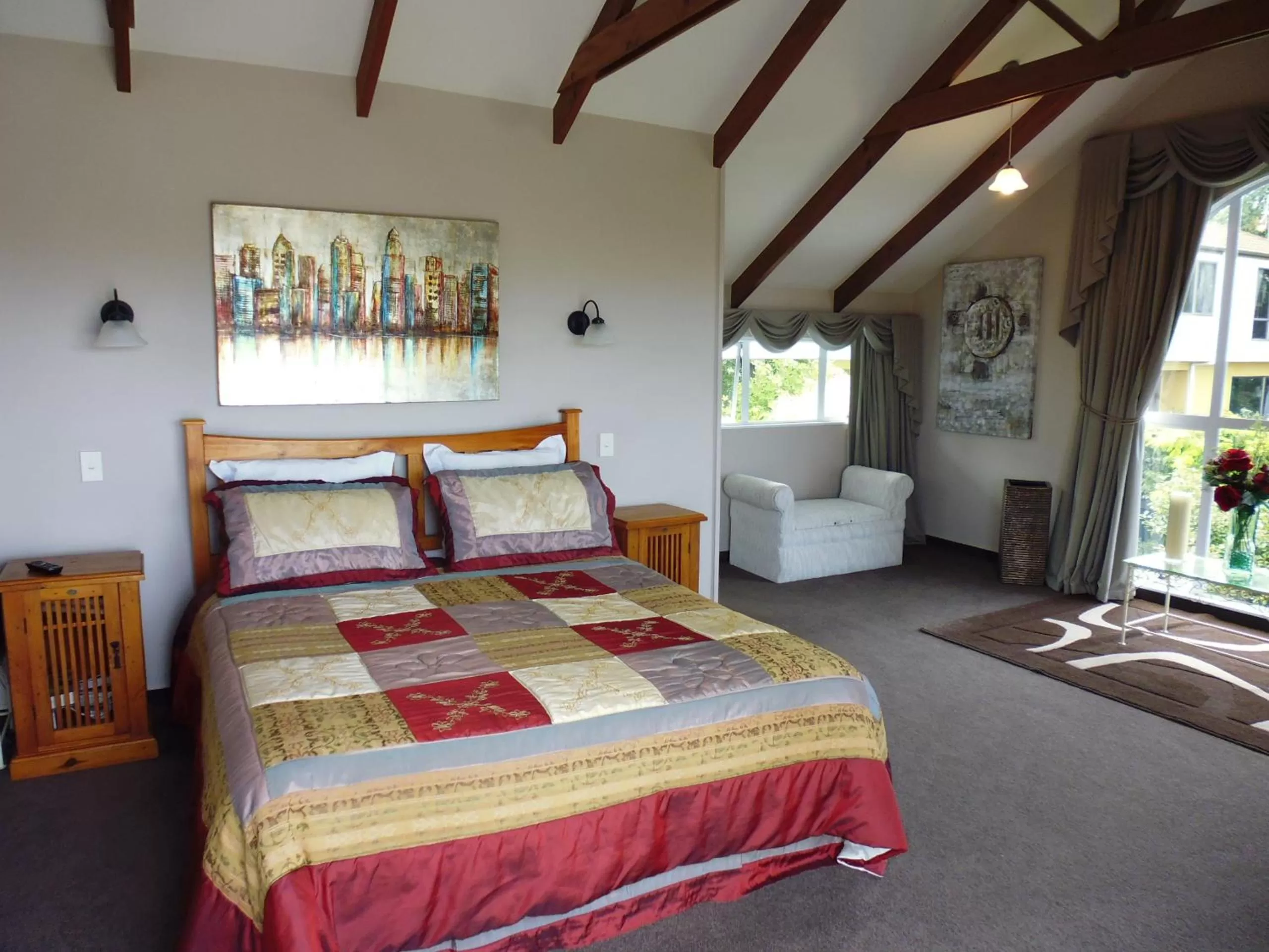 Bedroom, Bed in MnM's BnB