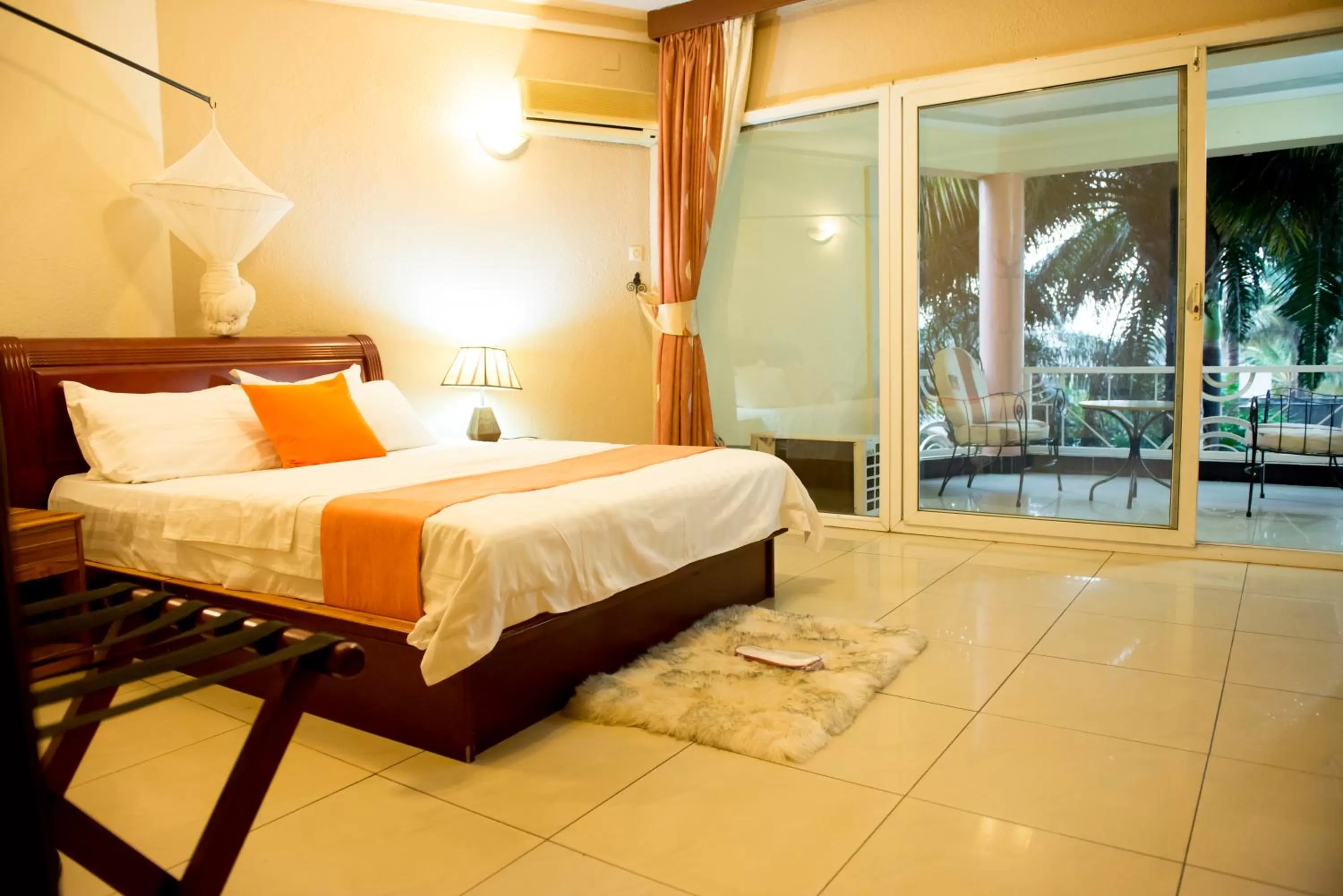 Bed in Hotel Safari Gate