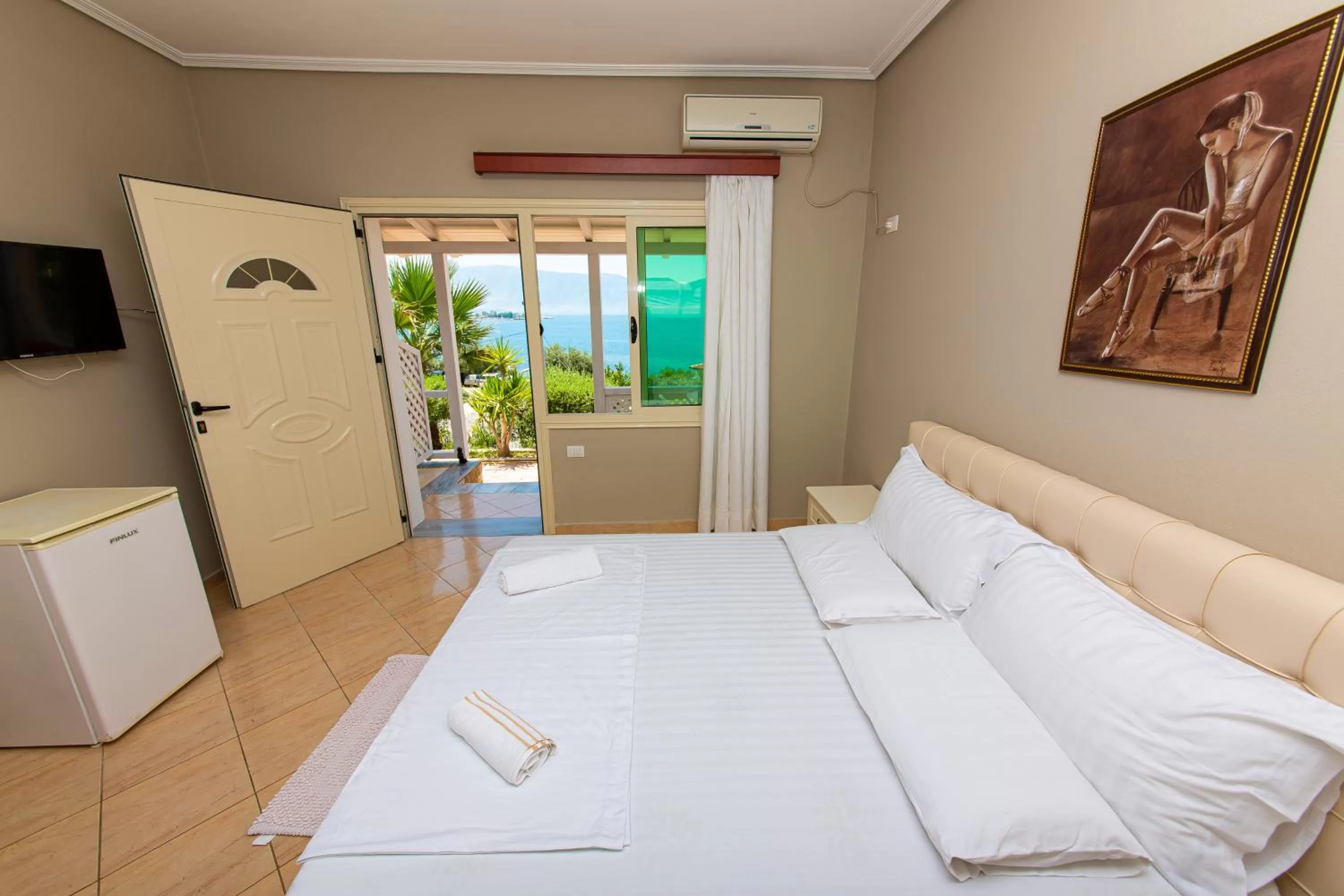 Bedroom, Bed in Hotel Roi