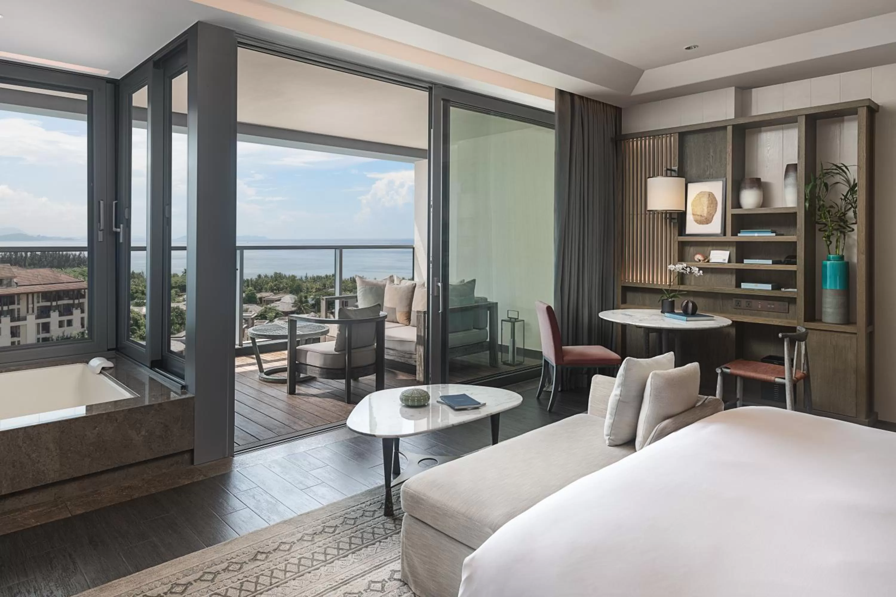 Bedroom, Bed in Rosewood Sanya