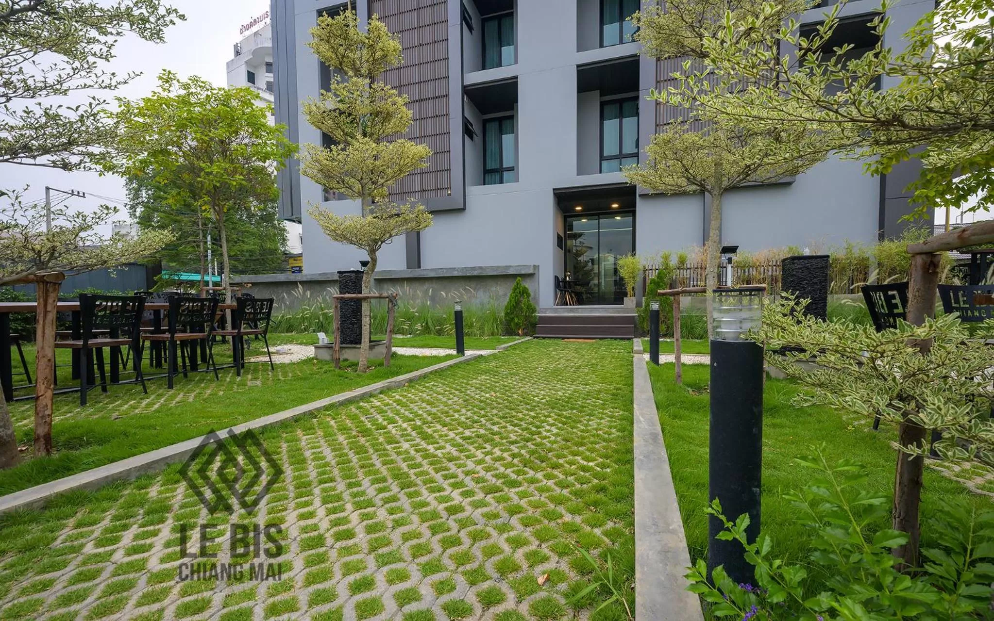 Property building in Le Bis Hotel