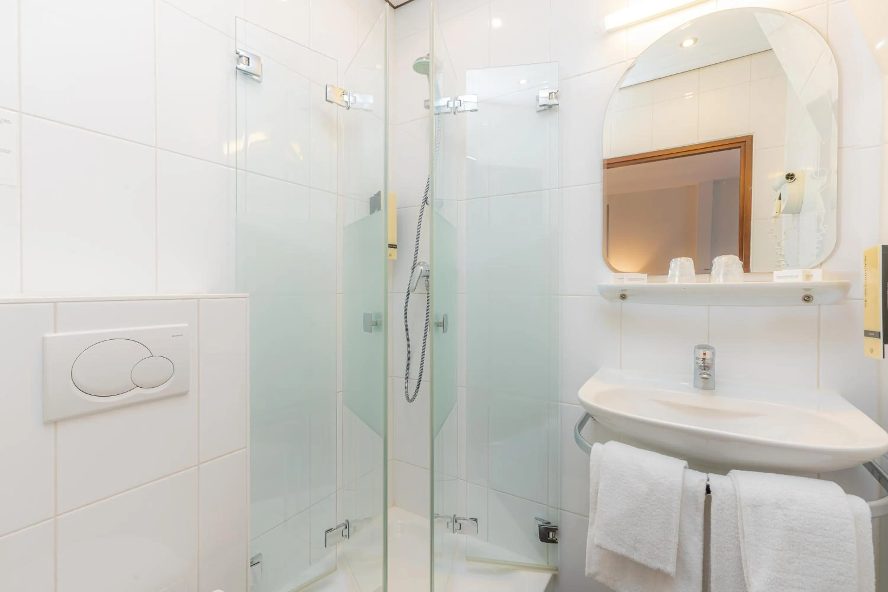 Bathroom in Owl Hotel