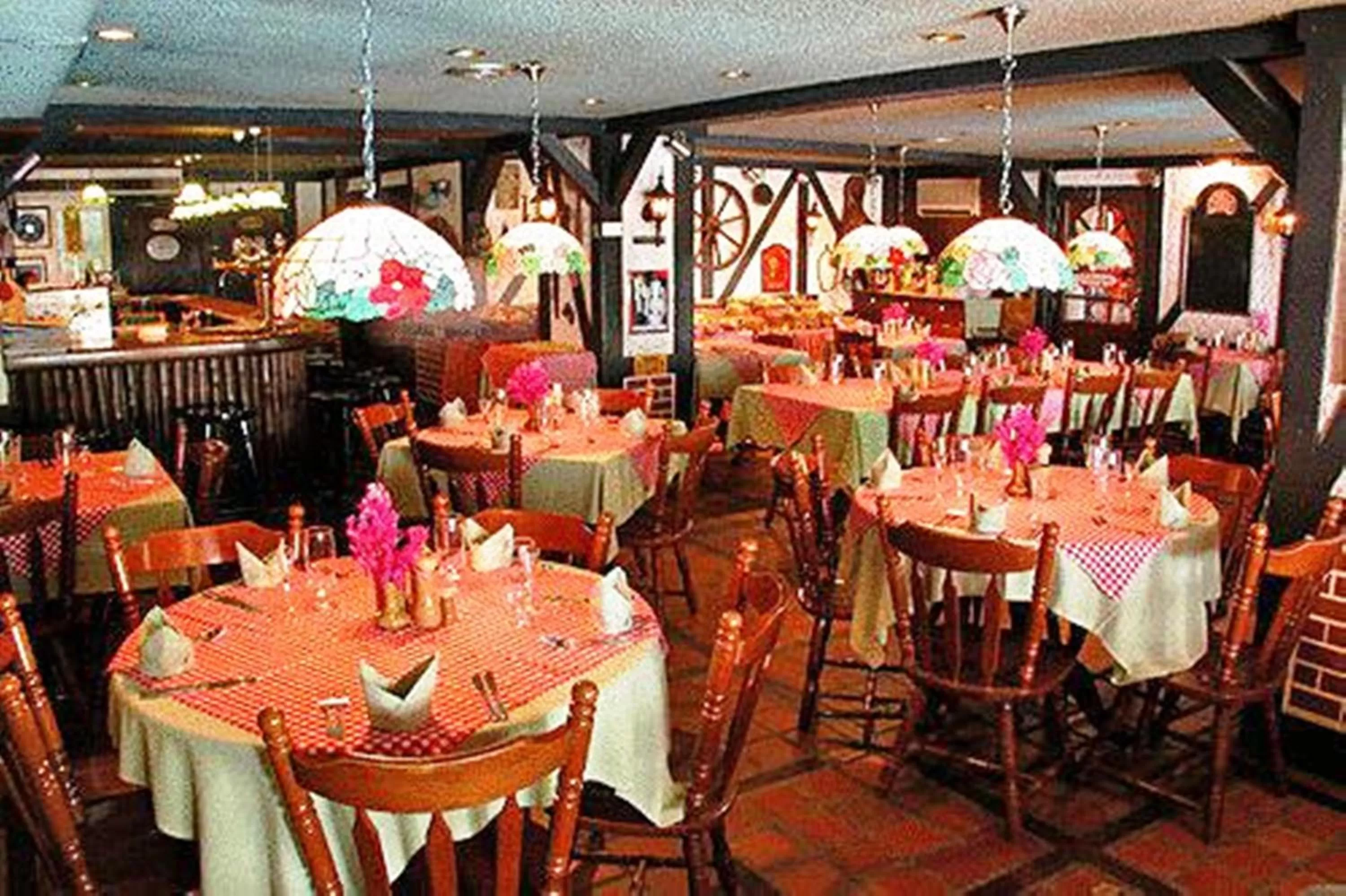 Restaurant/places to eat in Stable Lodge - SHA Certified