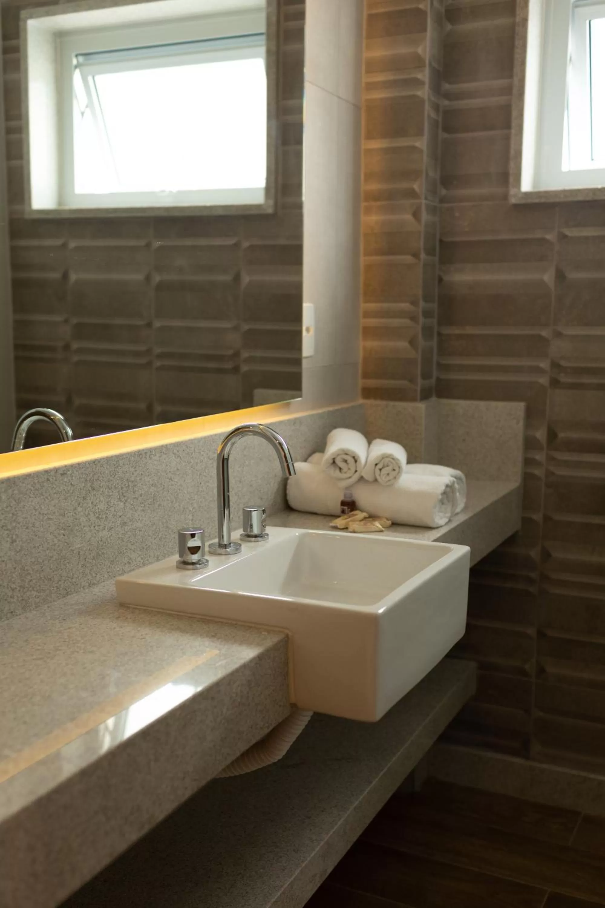 Bathroom in VOA Plazza Hotel