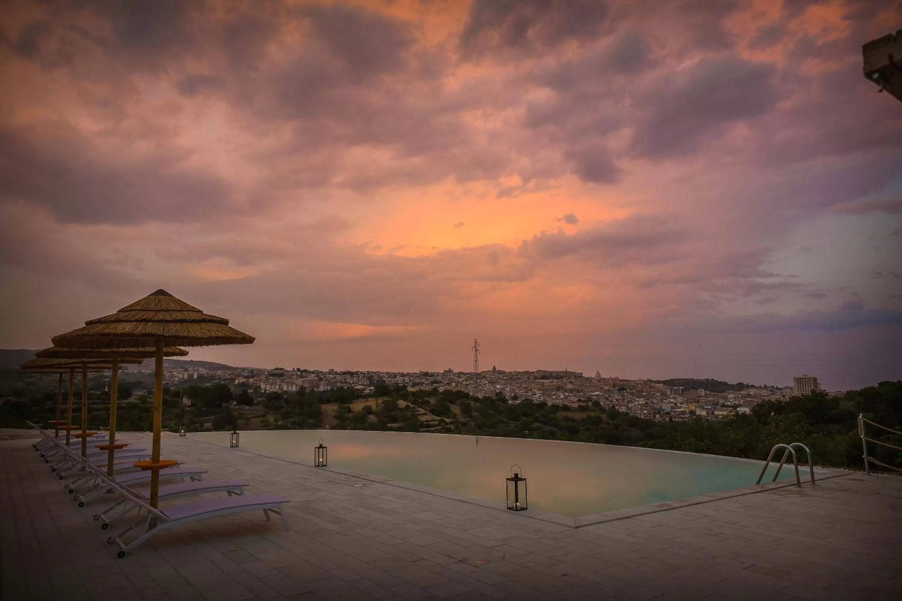 Swimming pool in Baglio Genovesi