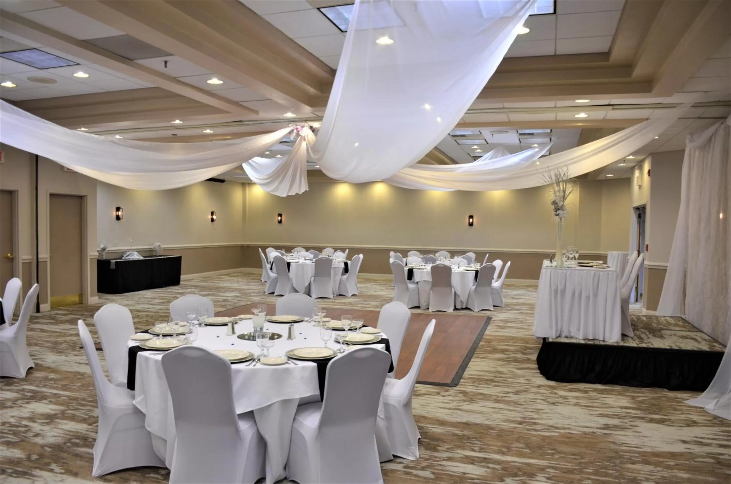 Banquet/Function facilities in Burrstone Inn, an Ascend Collection Hotel