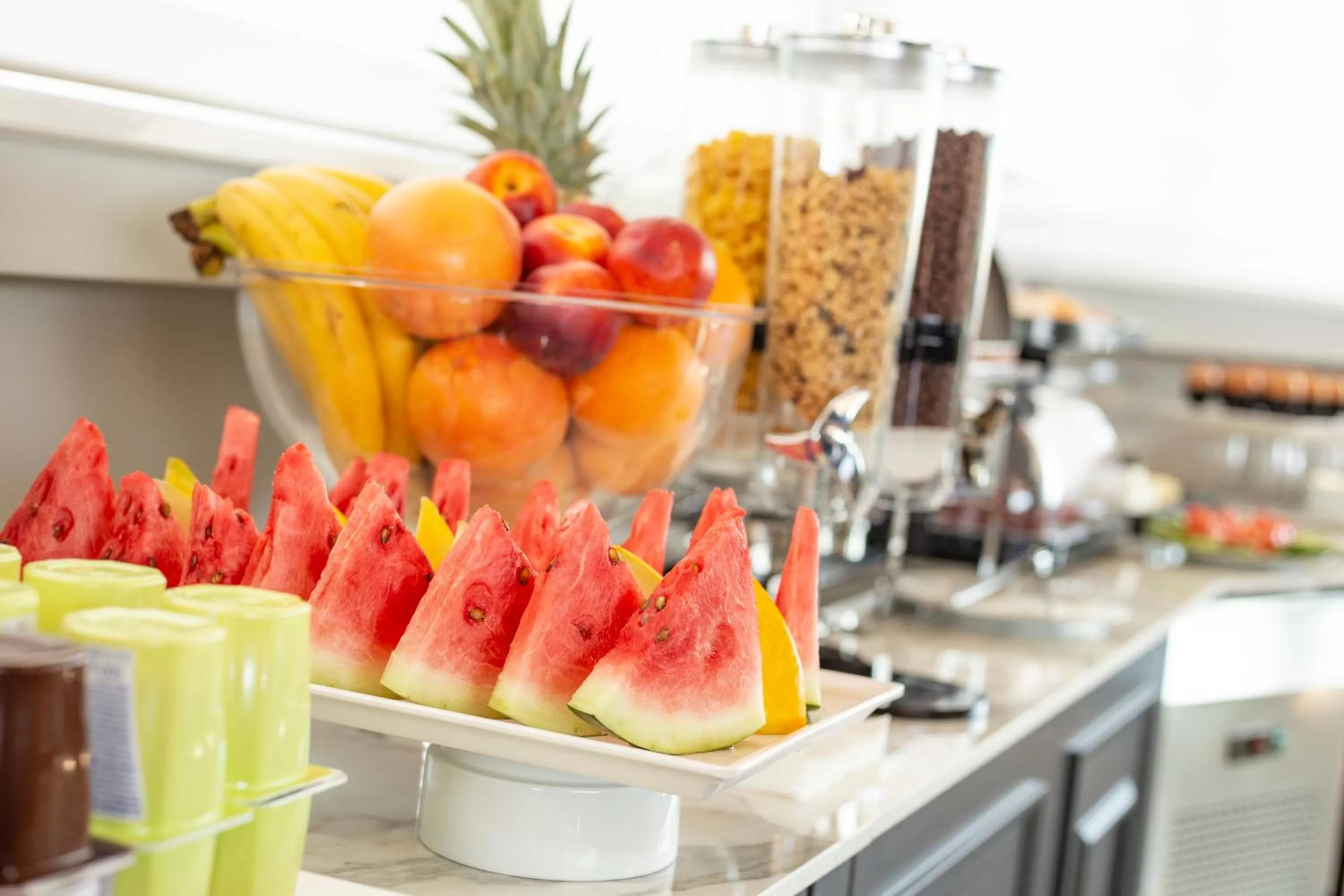 Food and drinks in Hotel Premium