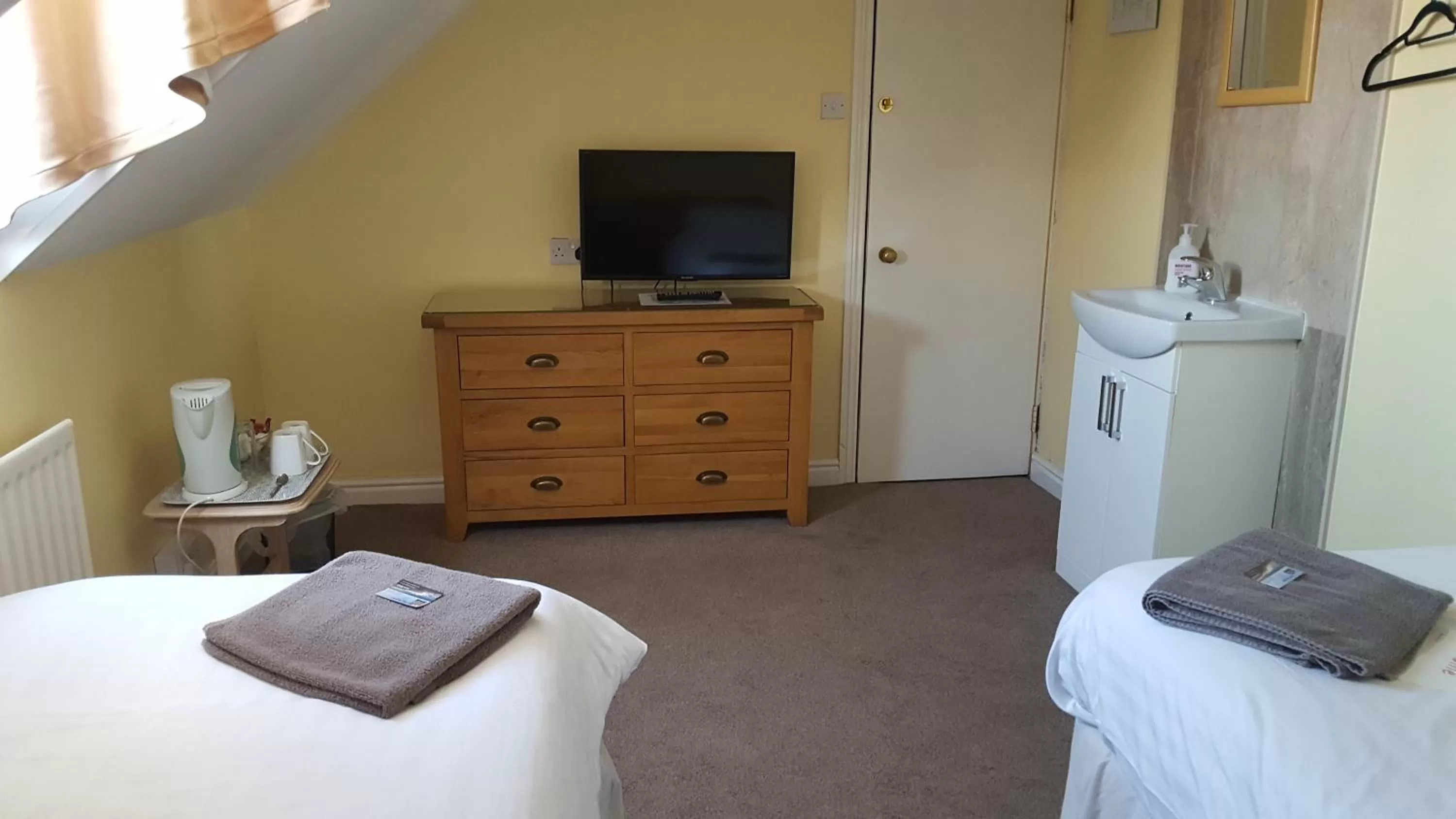 Bed in The Beacon Hotel