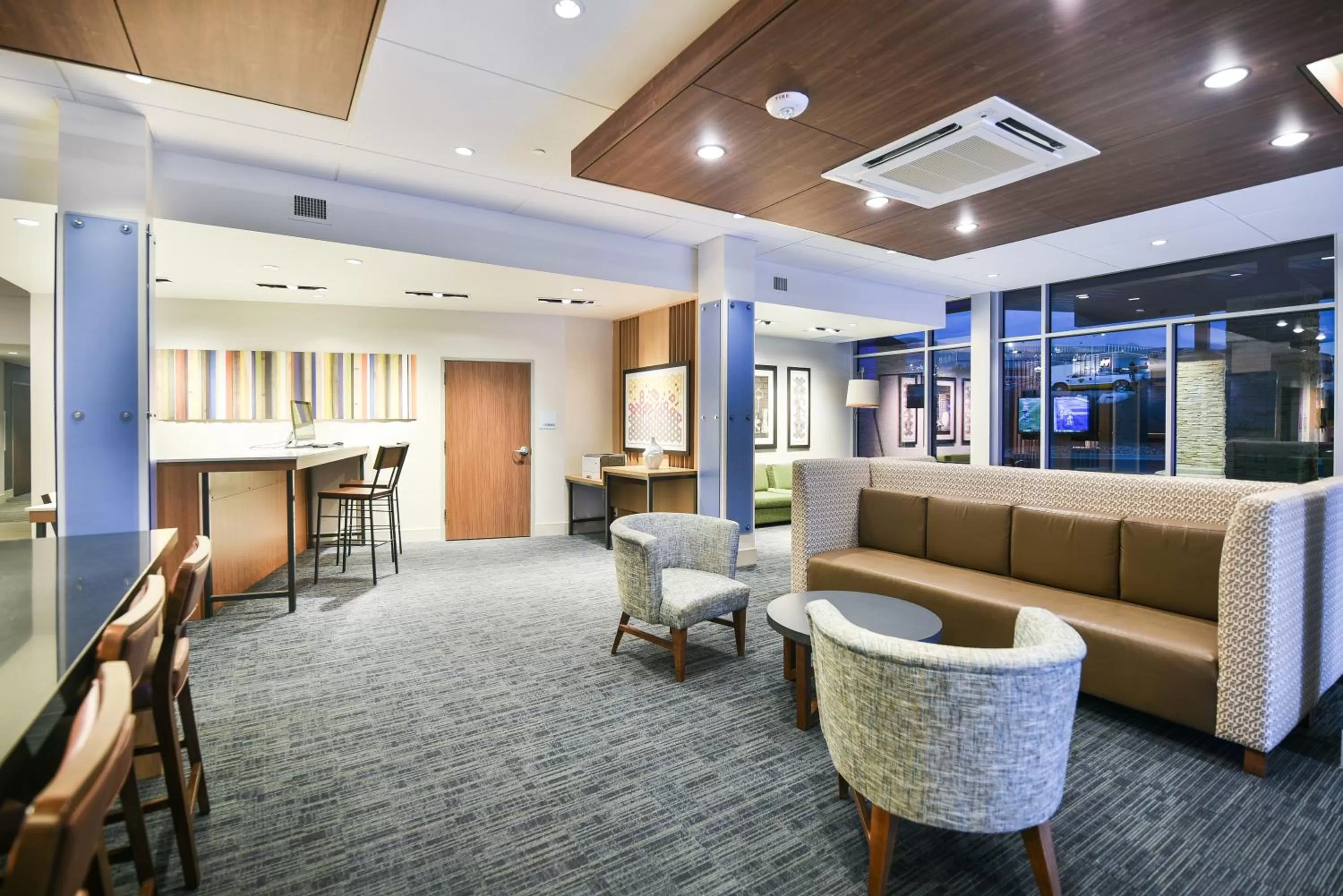 Property building in Holiday Inn Express & Suites Lehi - Thanksgiving Point by IHG