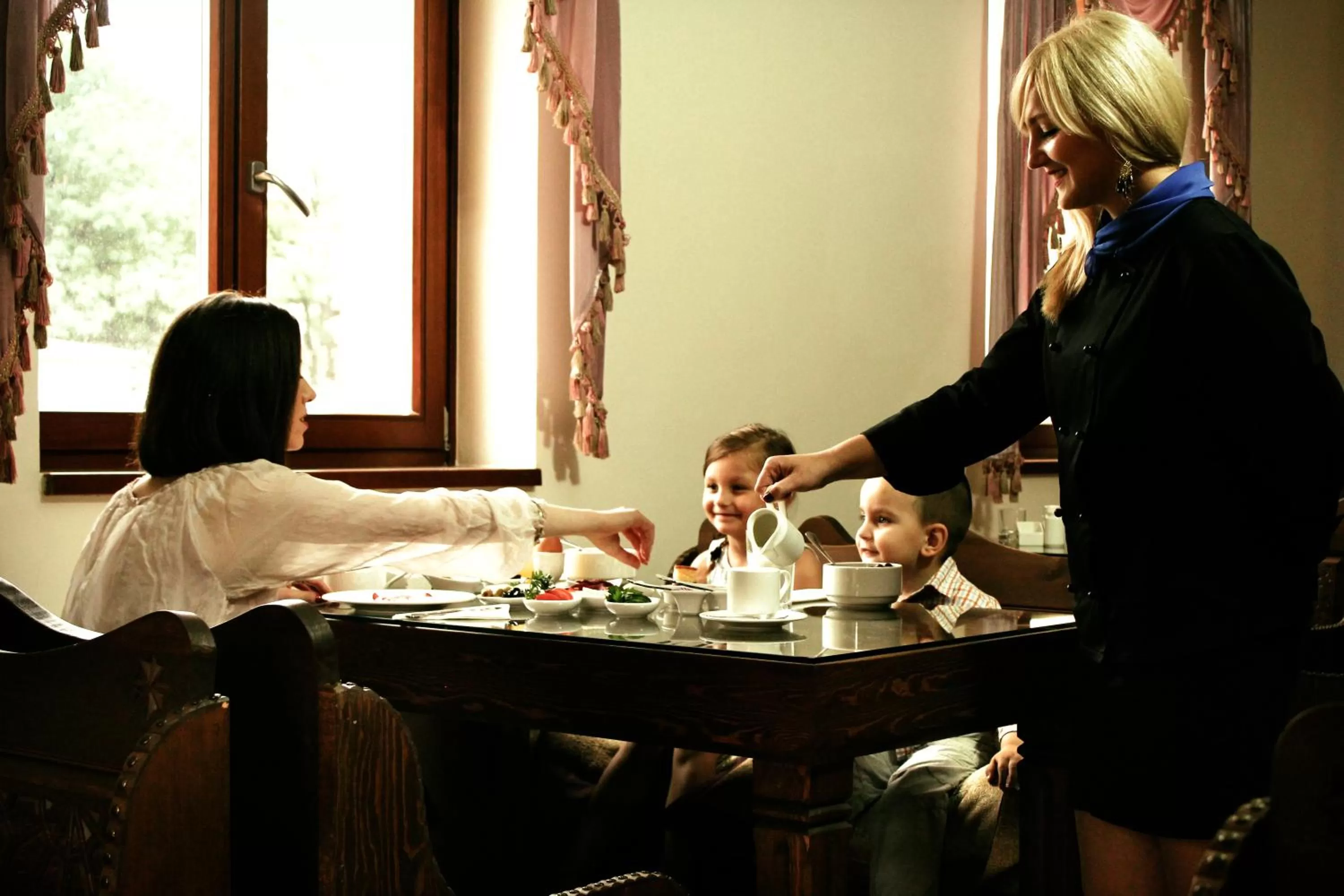 Staff in İsa Begov Hamam Hotel