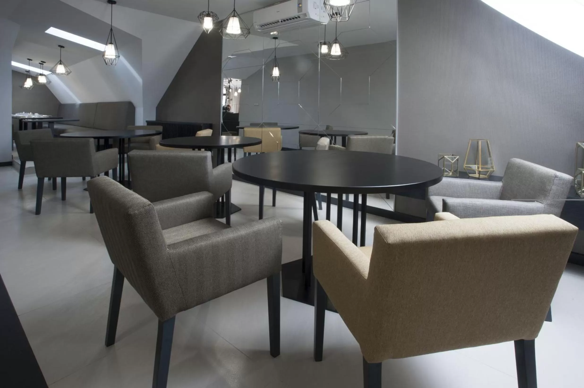 Restaurant/places to eat in Hotel Talizmán