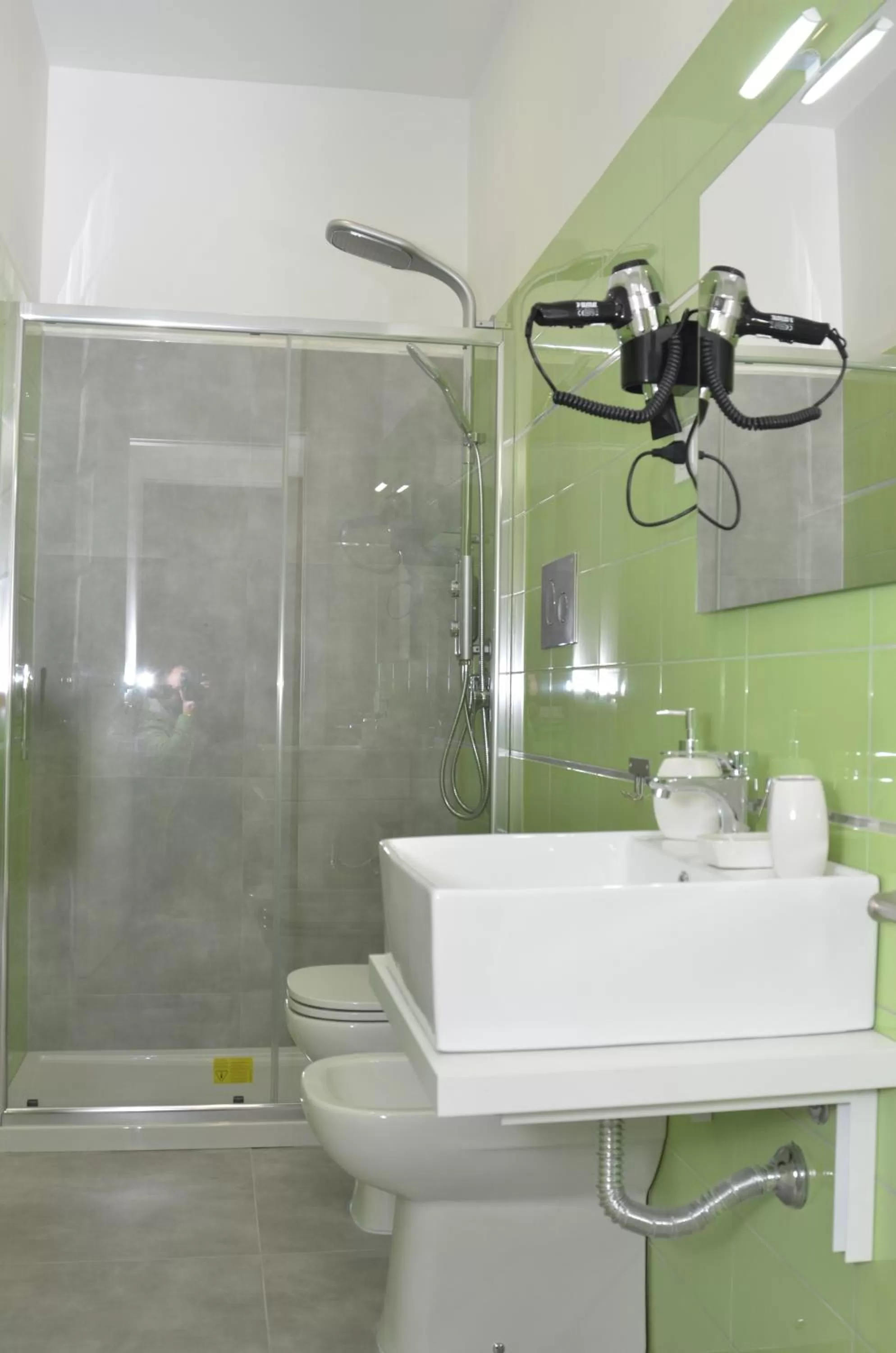 Shower in la Terrazza B&B