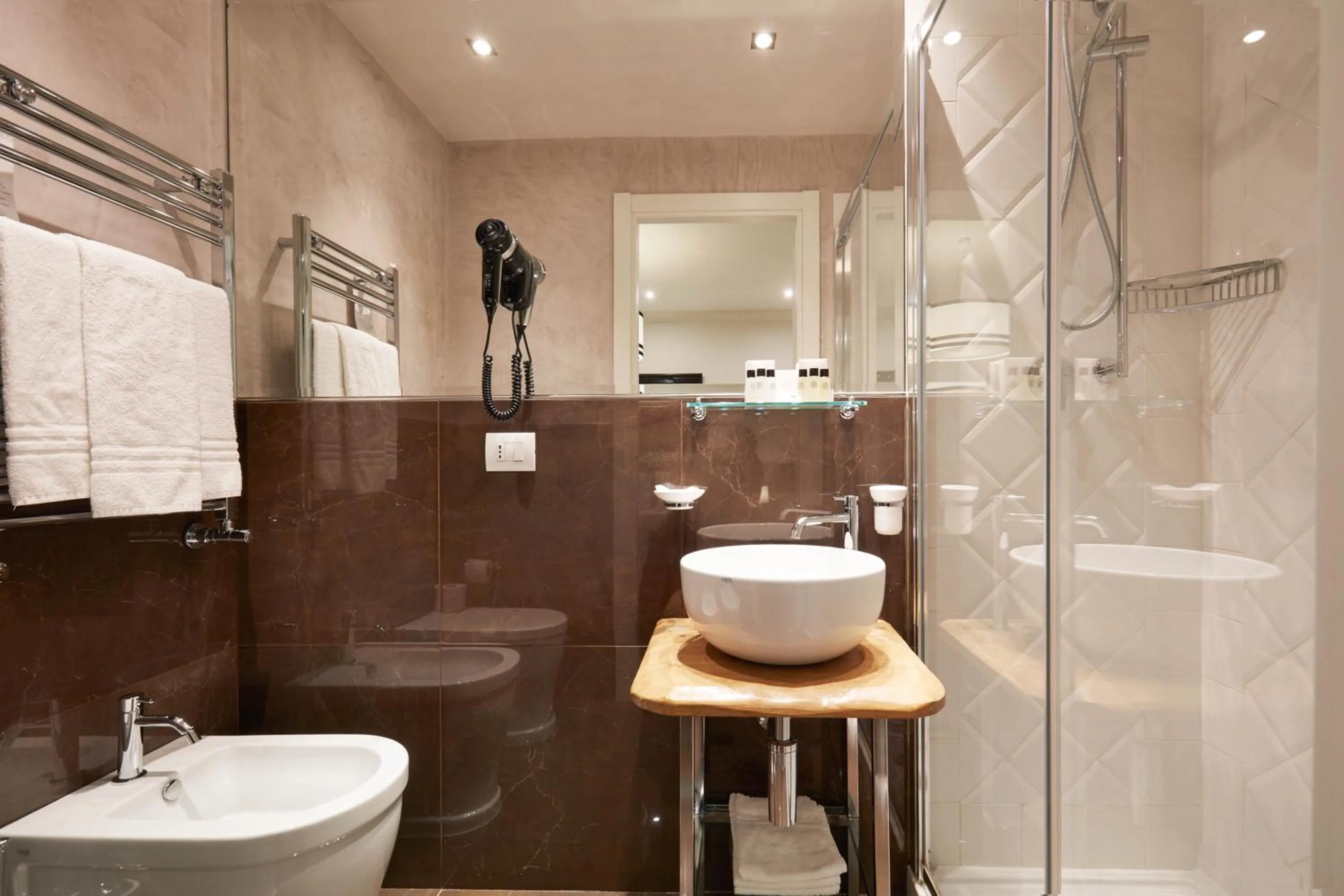 Bathroom in Boutique Hotel Hugo