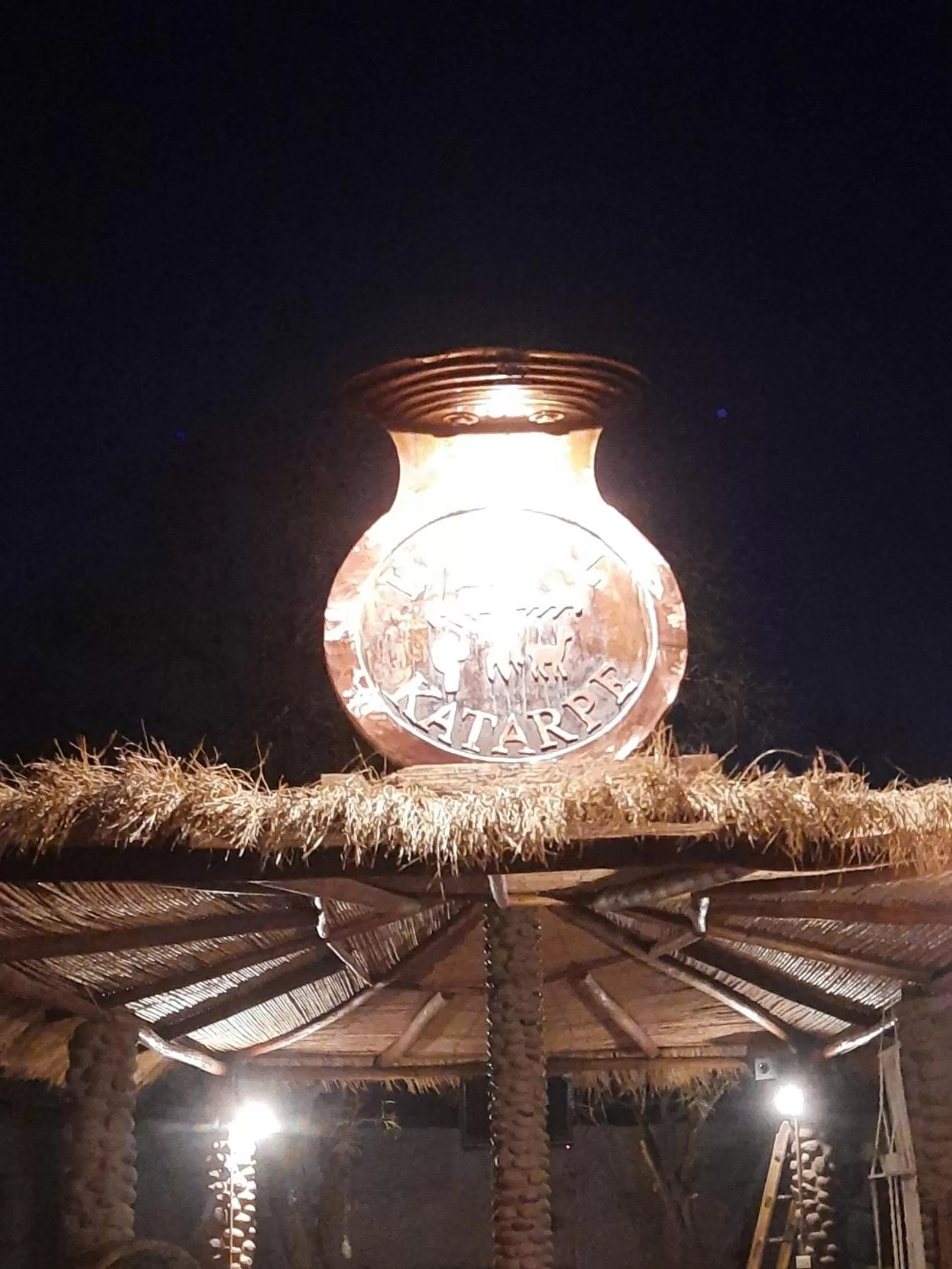 Night in Hostal Katarpe