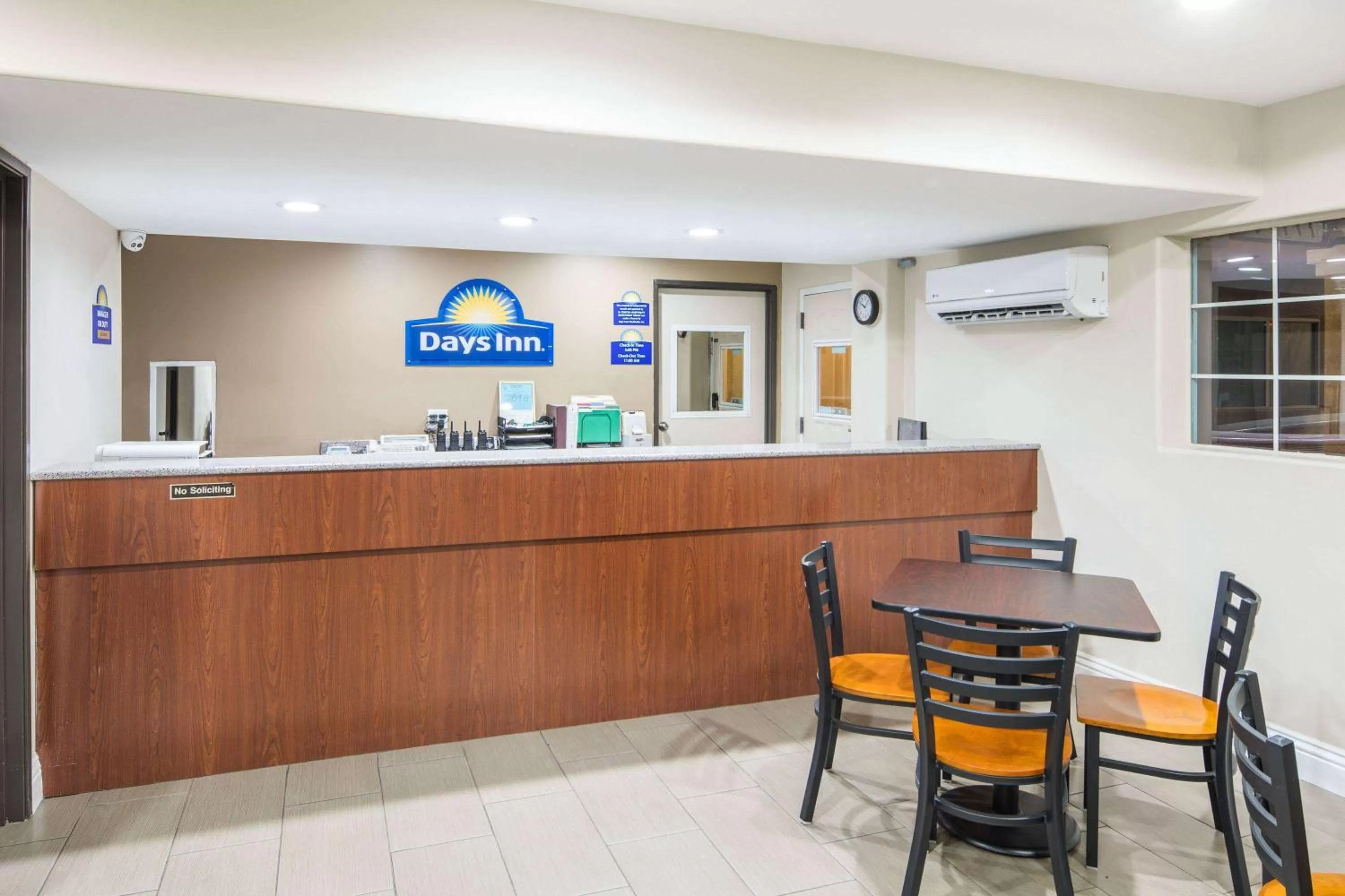 Lobby or reception in Days Inn by Wyndham El Centro