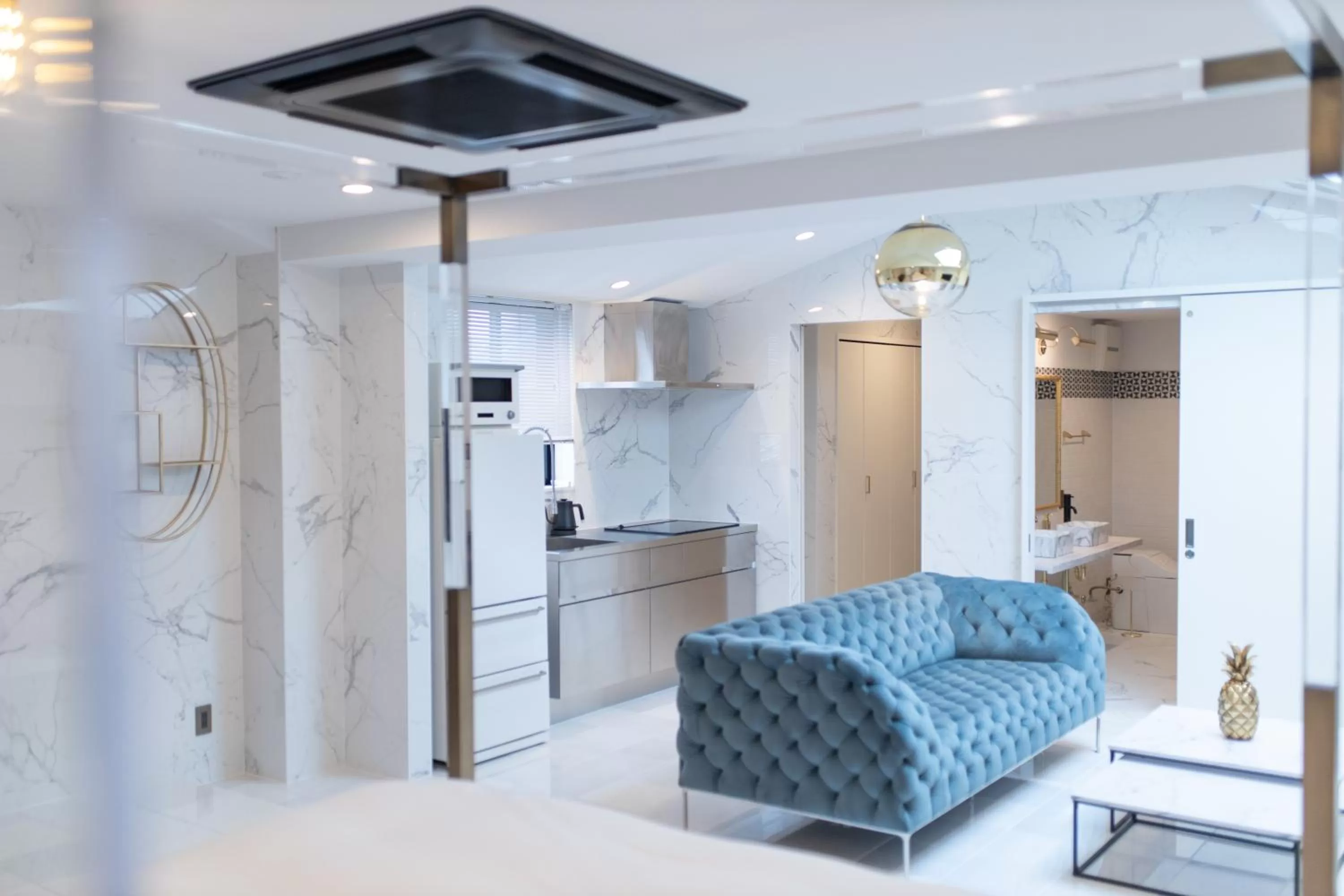 Living room in THE ROOT2 HOTEL