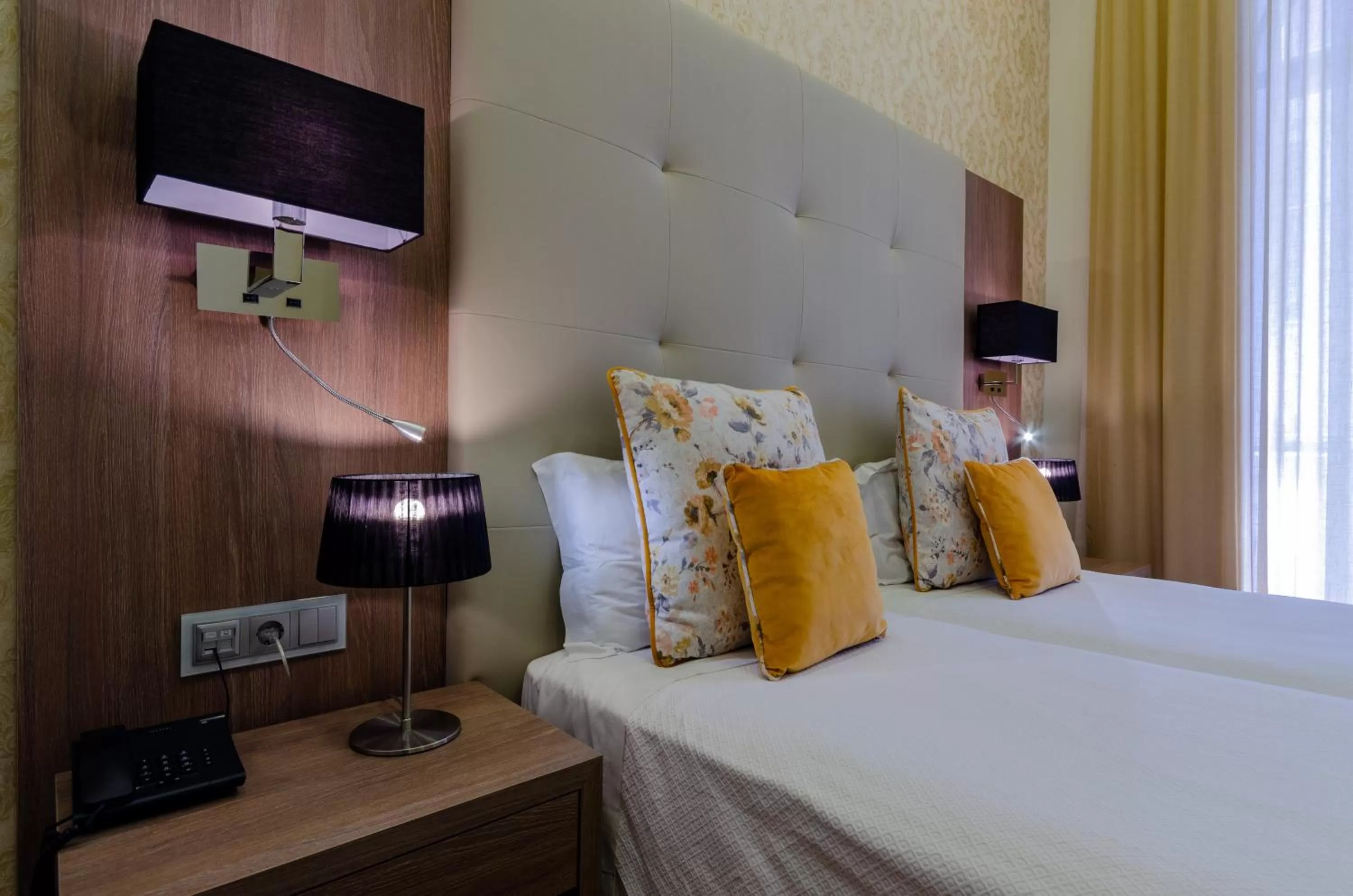 Bed in Hotel INN Rossio