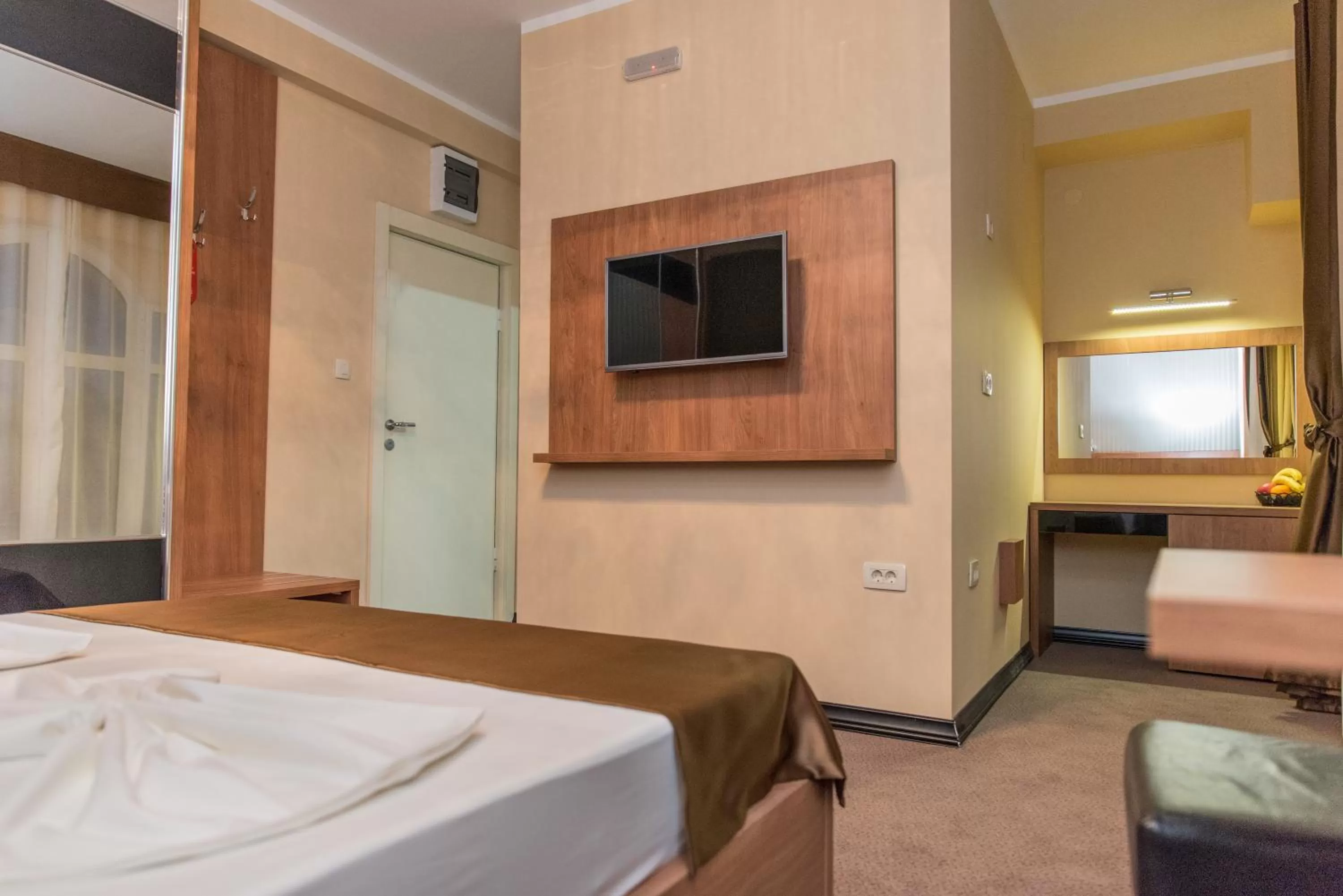 Bed in Hotel Crnogorska Kuća