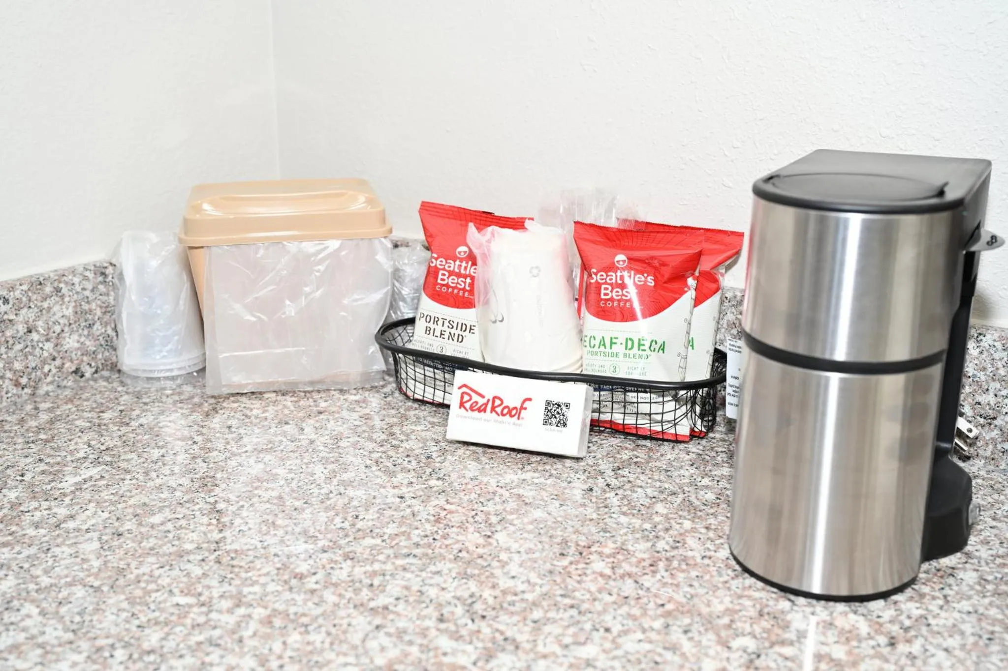 Photo of the whole room in Red Roof Inn Spartanburg - I-85