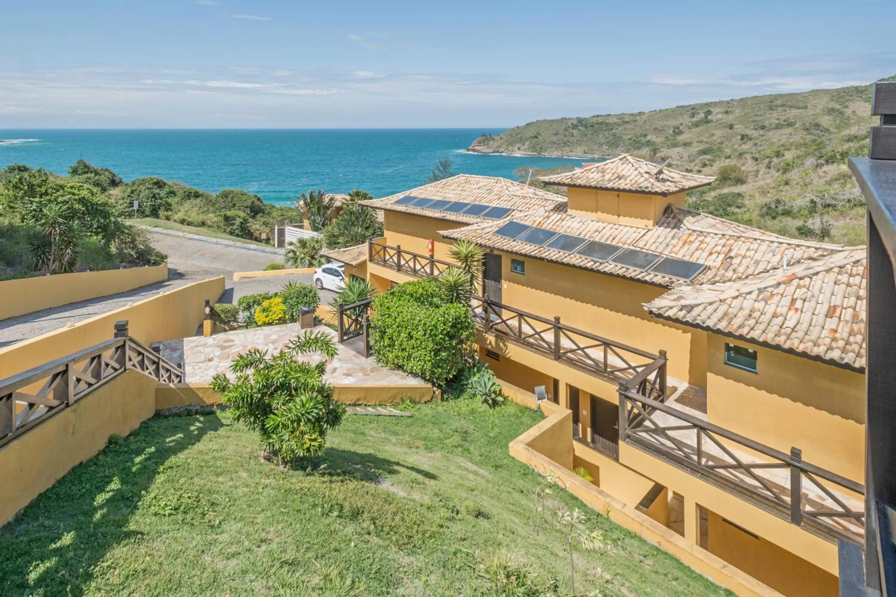 Property building in Hotel Pousada Brava Club