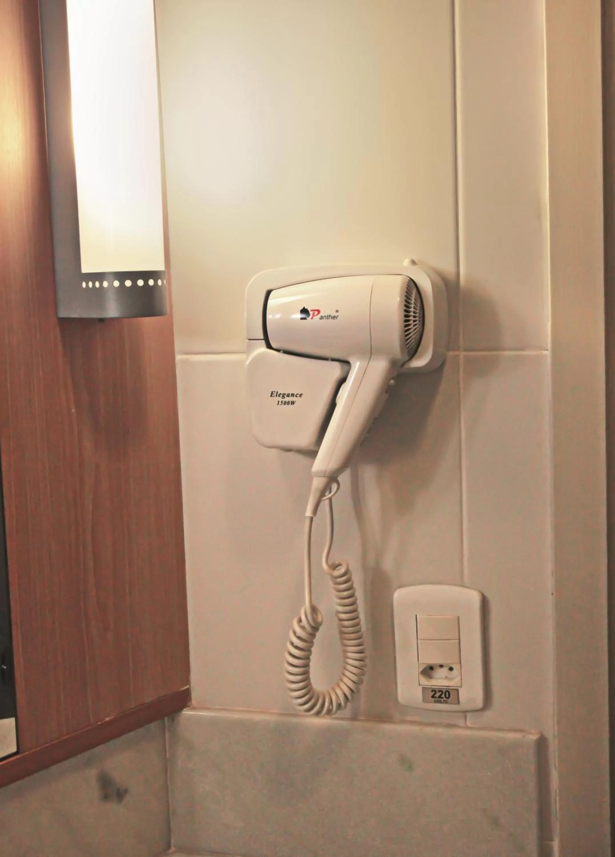 Bathroom in Ibis Bacabal