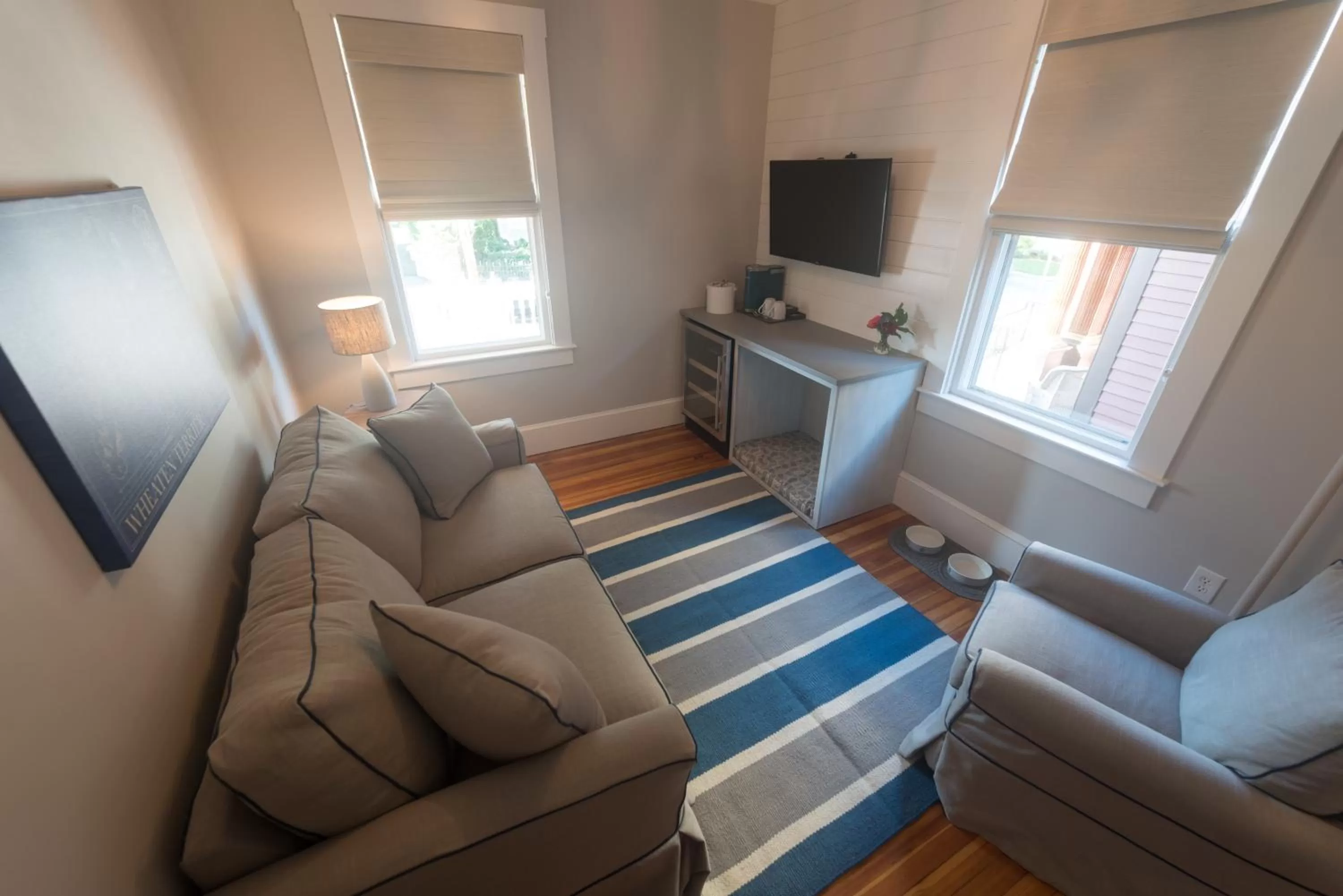 Seating Area in Paws on Pelham