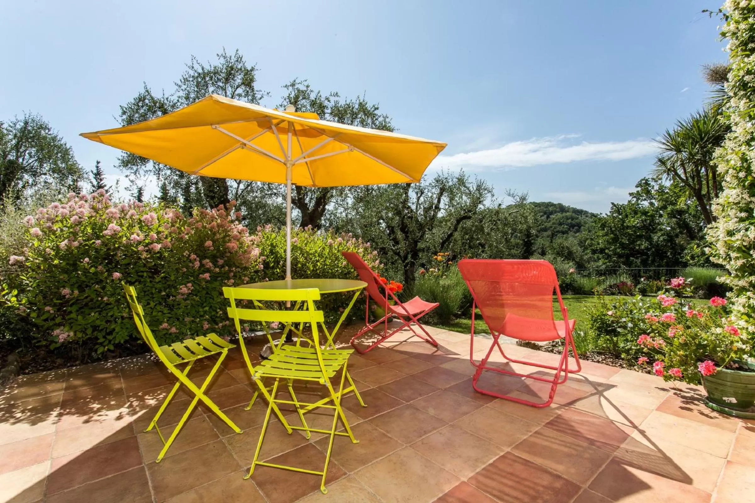 Balcony/Terrace in Mas Du Roc Bed & Breakfast