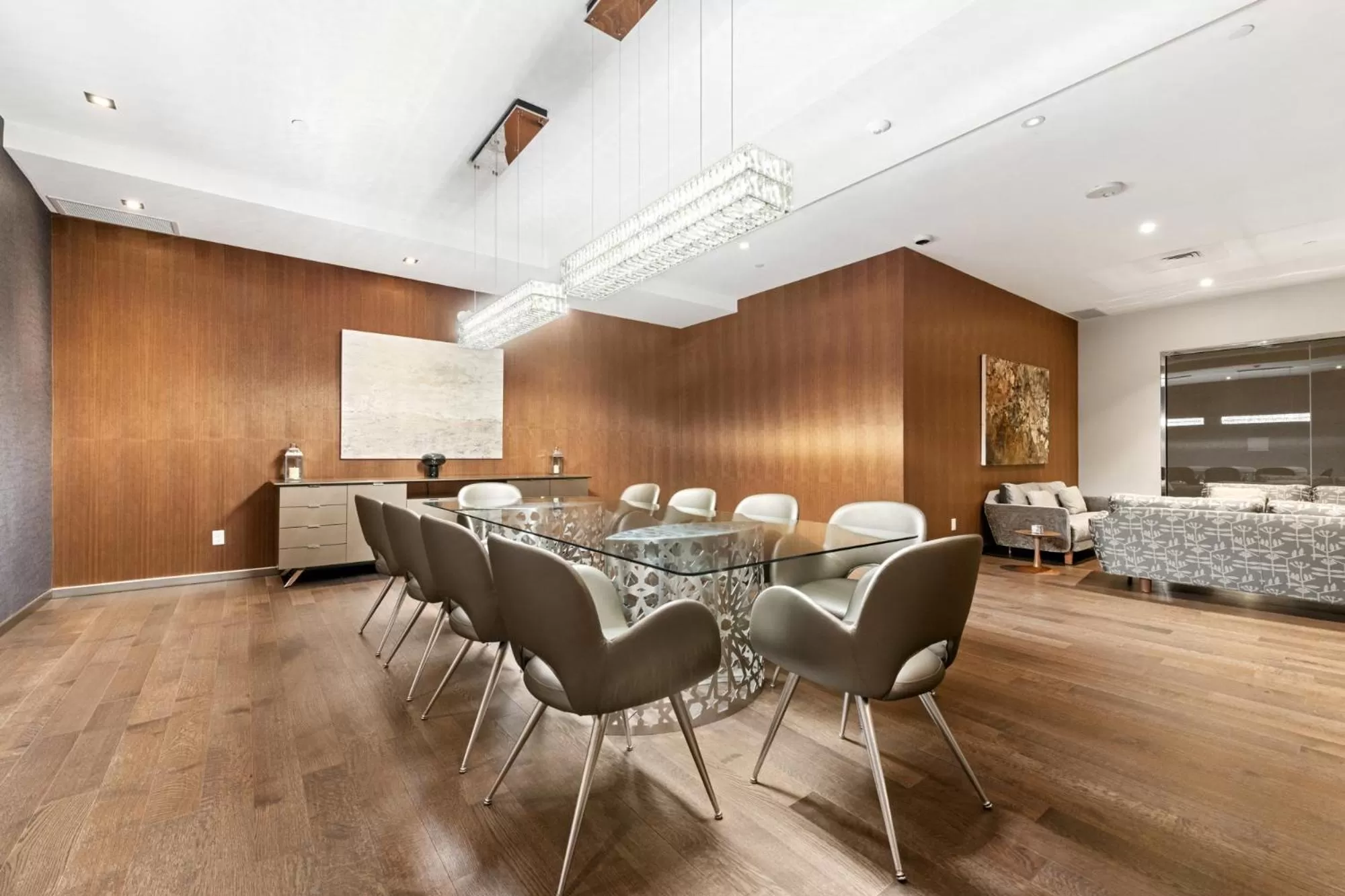 Meeting/conference room in reStays Ottawa