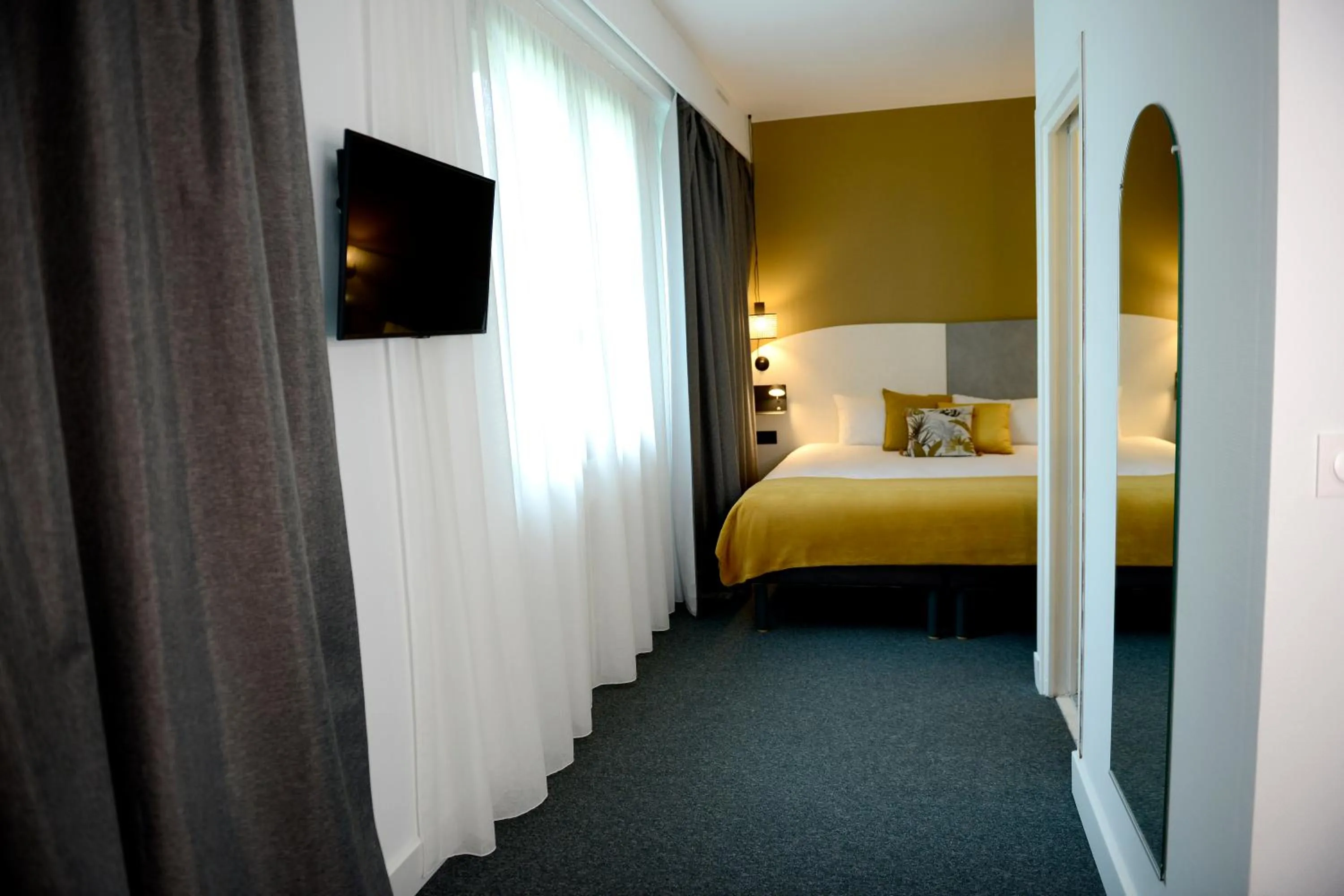 Bed in Hôtel Villa Berlioz