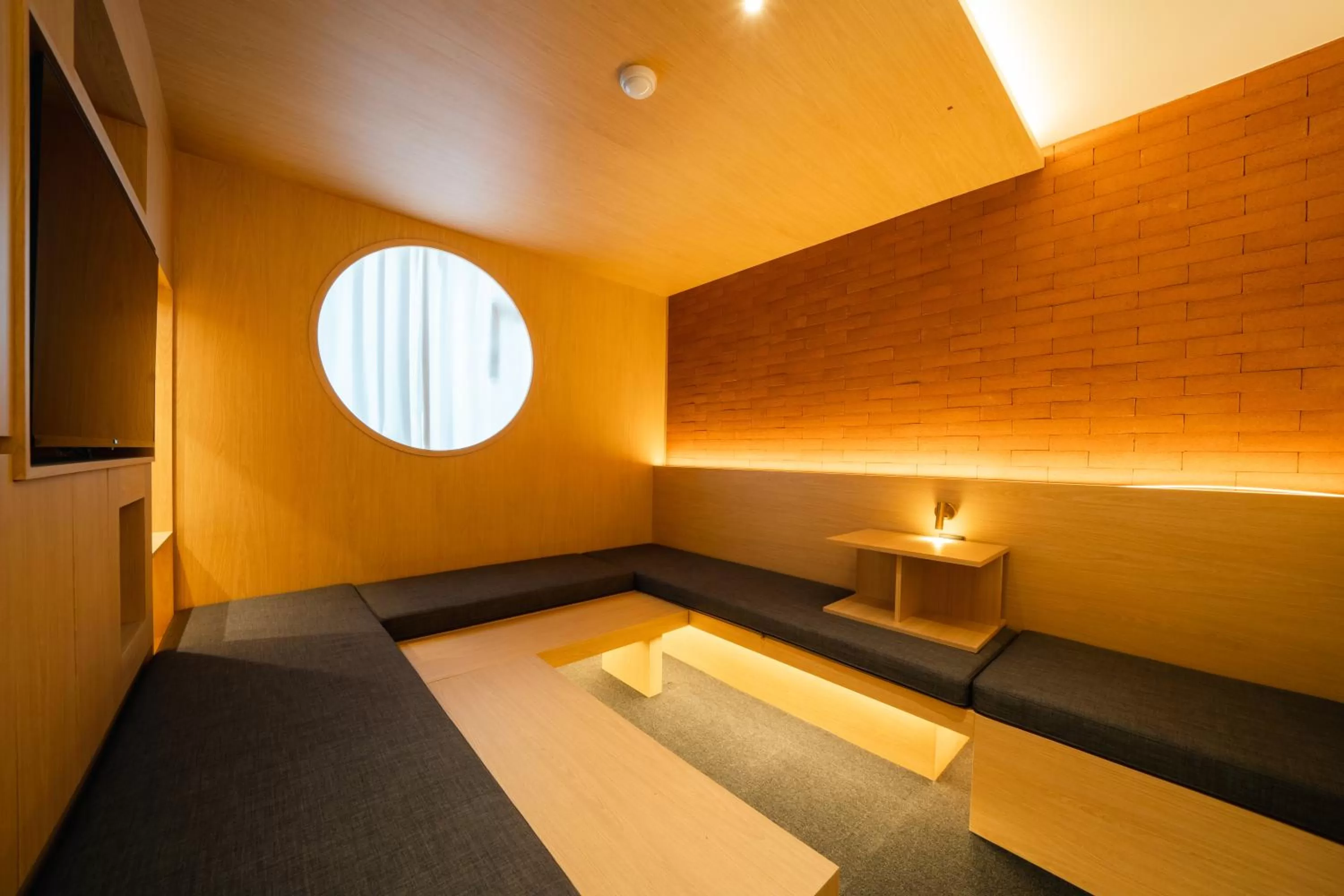 Y Collection by Unboundi Gyeongju