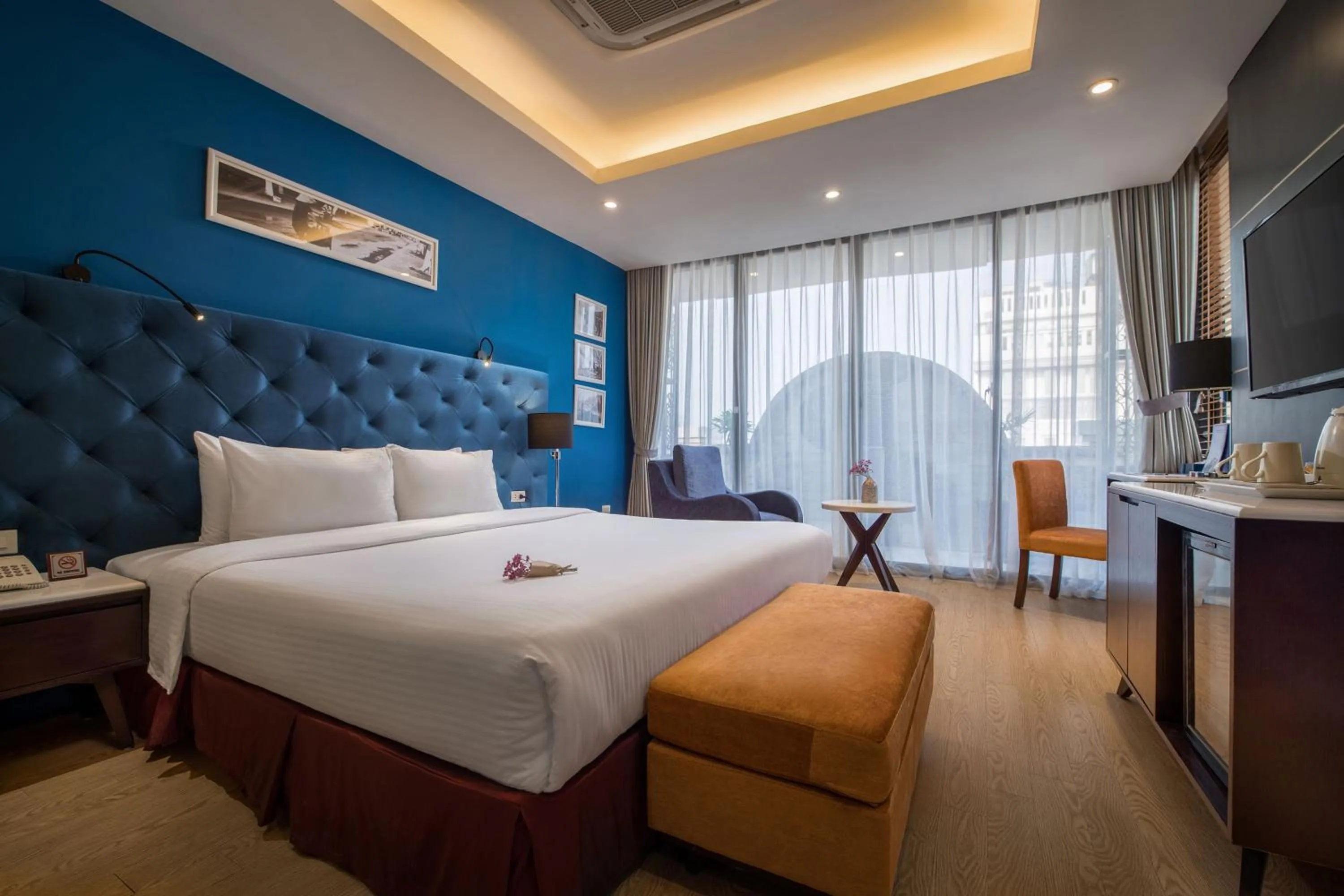 Bed in Hanoi Brilliant Hotel & Spa