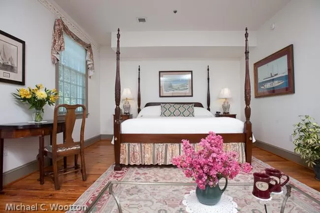 Family Room with Private Bathroom in Inn at Osprey Point
