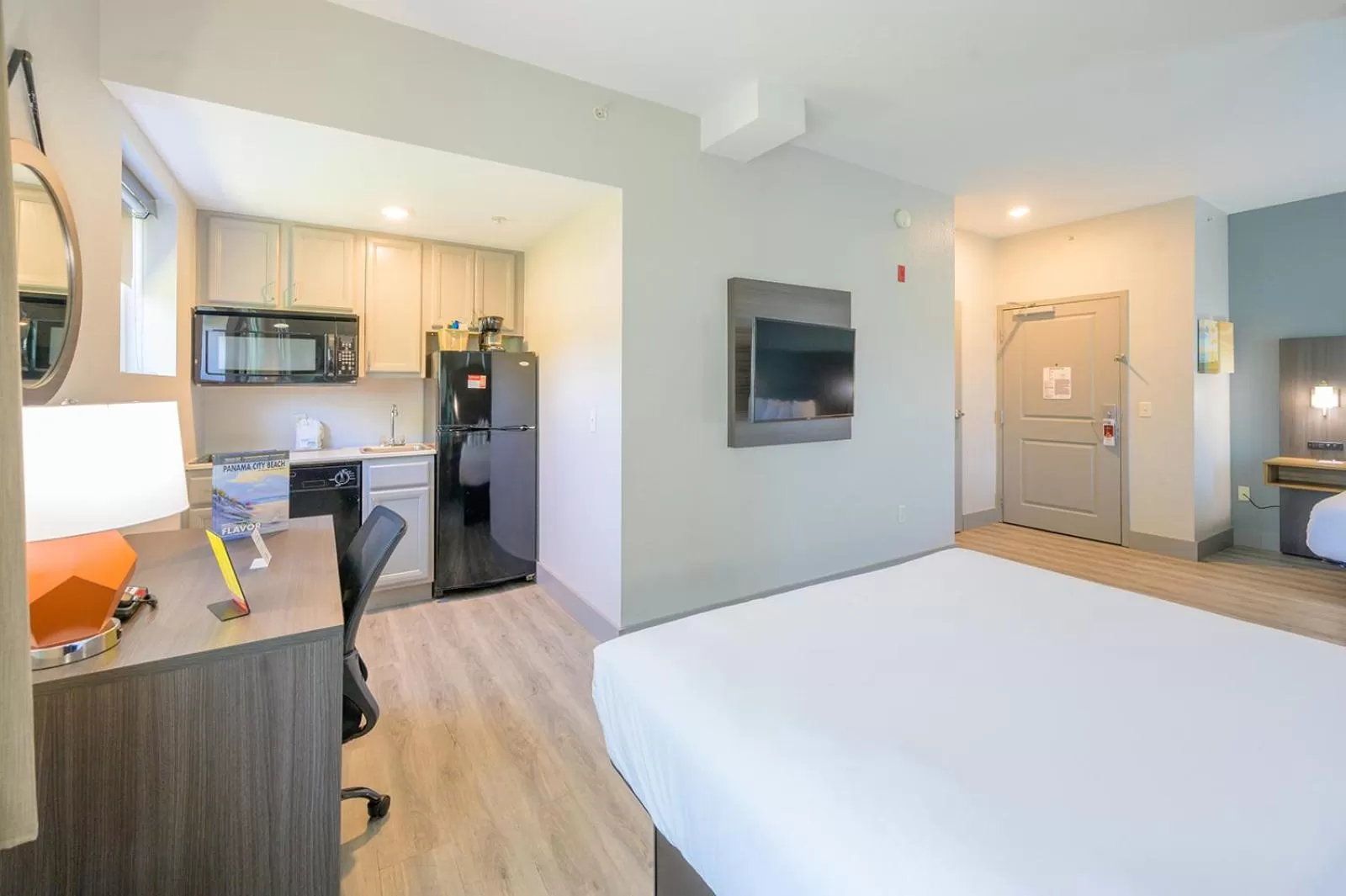 Kitchen or kitchenette in Hawthorn Extended Stay by Wyndham Panama City Beach