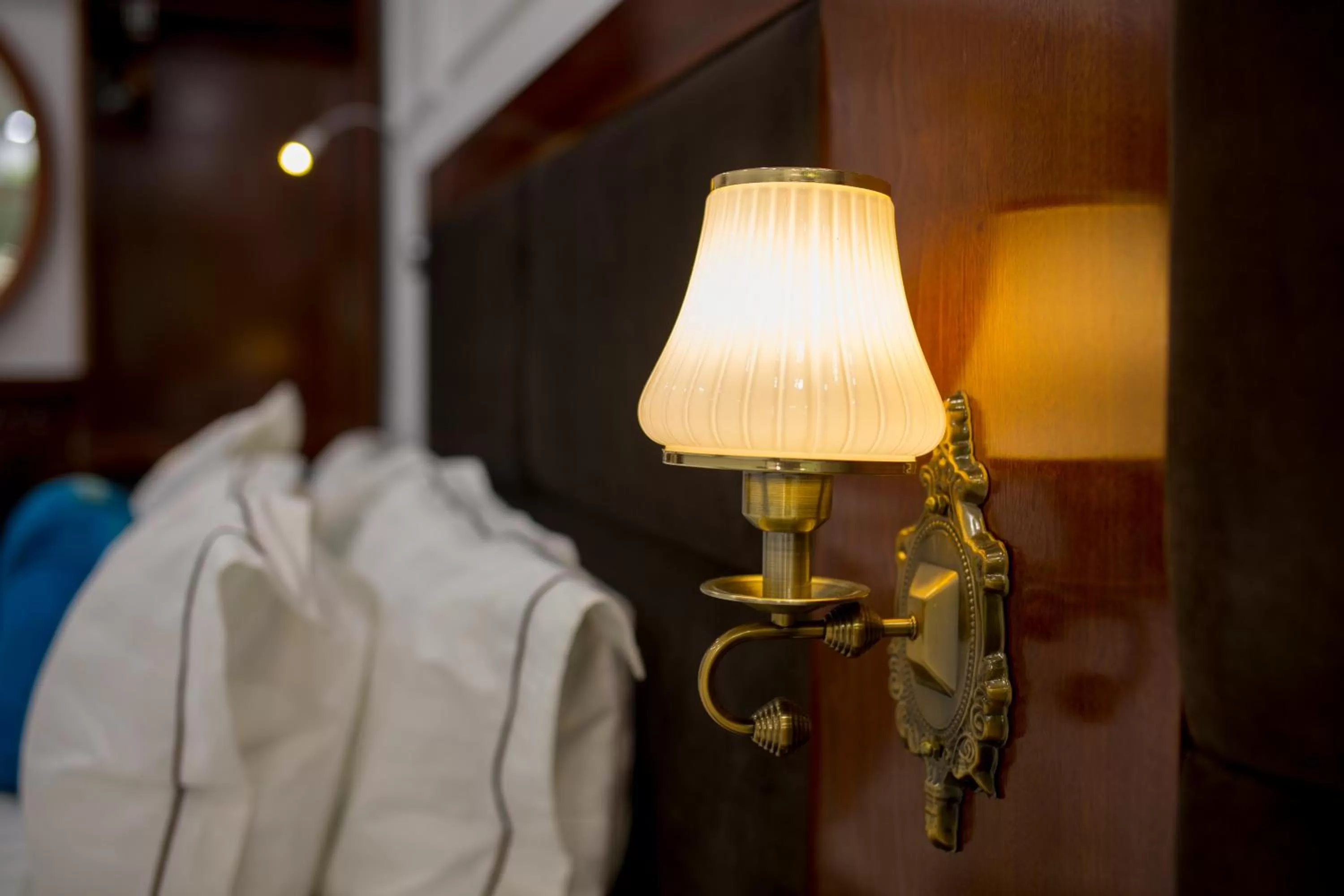 Bedroom in Antique Angel Hotel