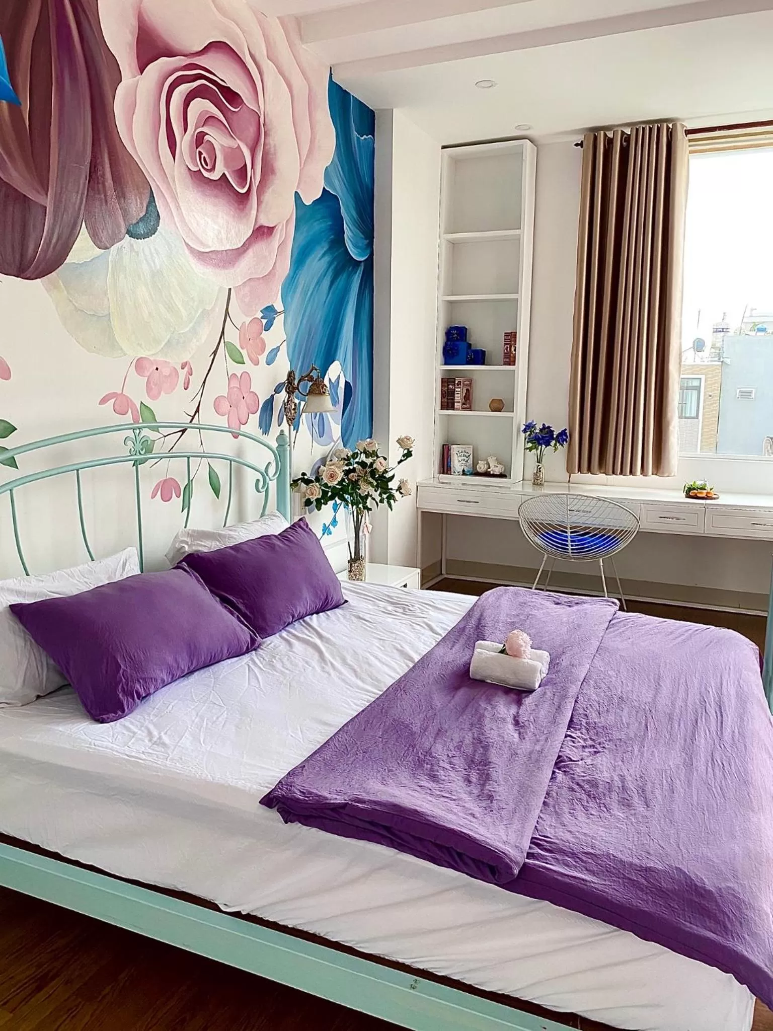 Bed in Emerald Boutique Stay 2