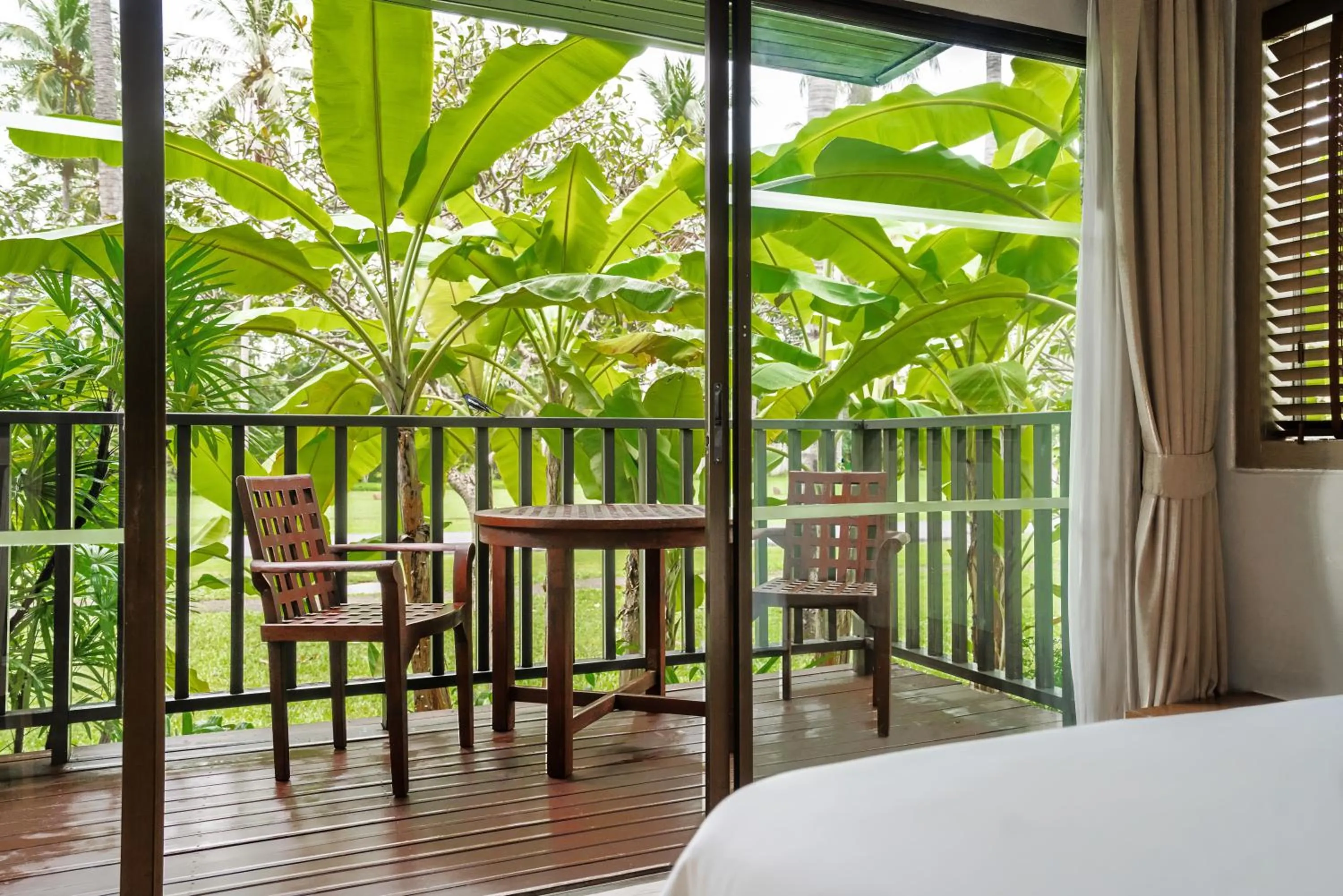 Balcony/Terrace, Bed in Wyndham Hua Hin Pranburi Resort & Villas