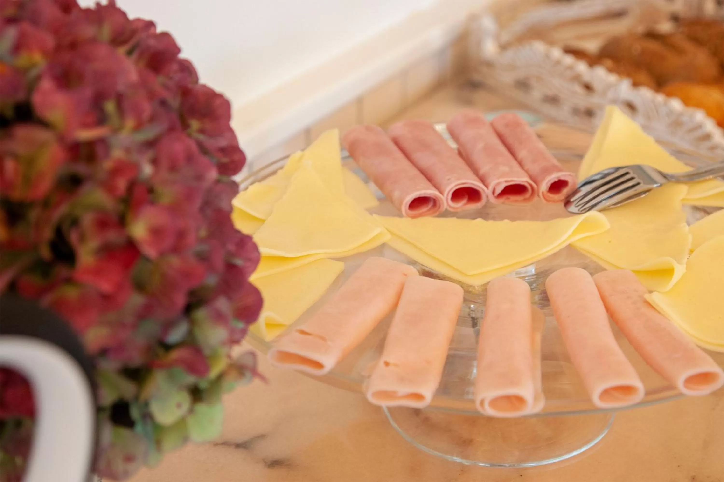 Food and drinks in Casa das Carpas