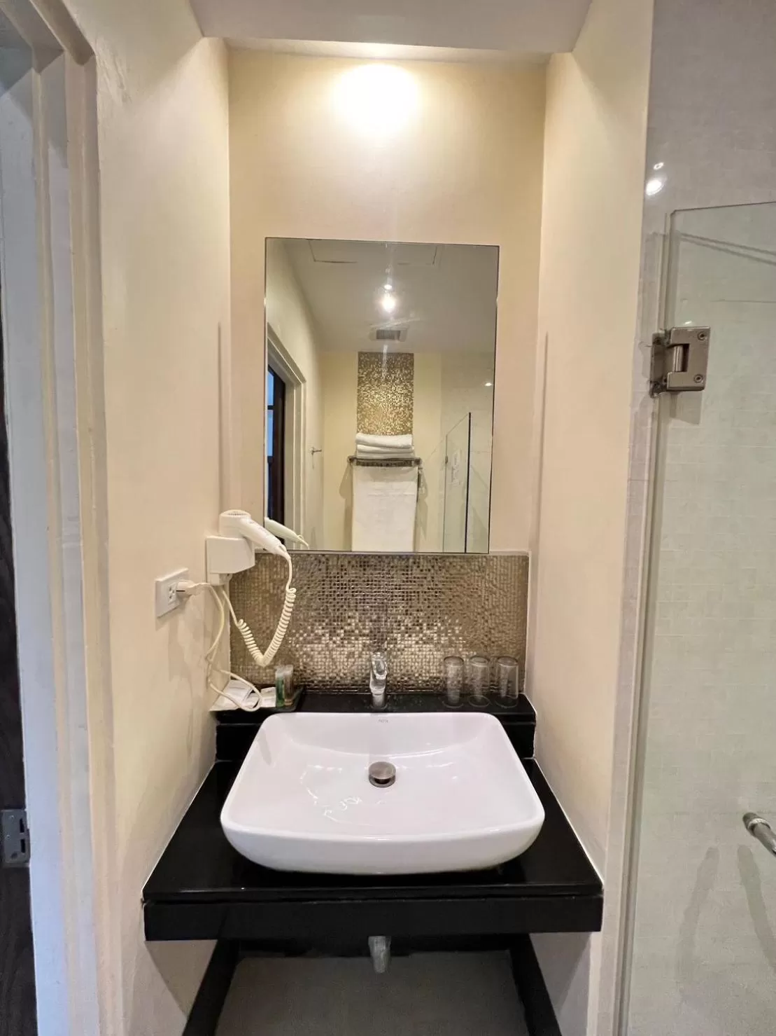 Bathroom in Major Grand Hotel