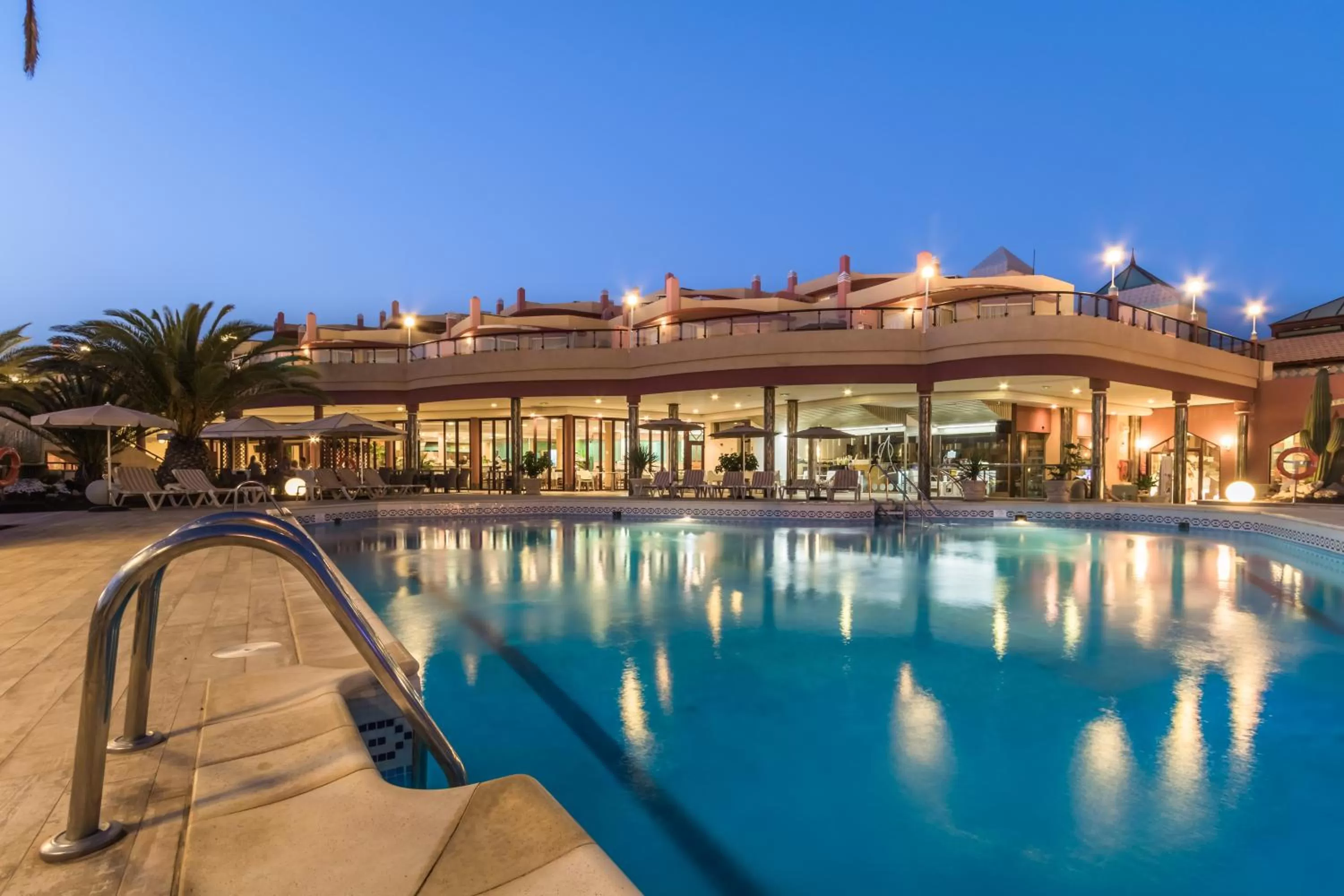 Swimming pool in Hotel Esmeralda Maris by LIVVO