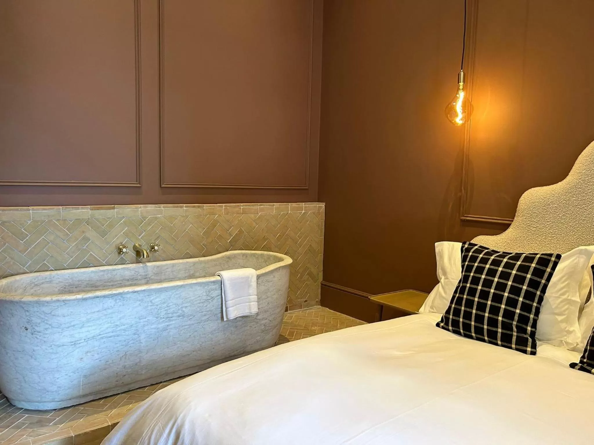 Railway House York by Chateau Anna