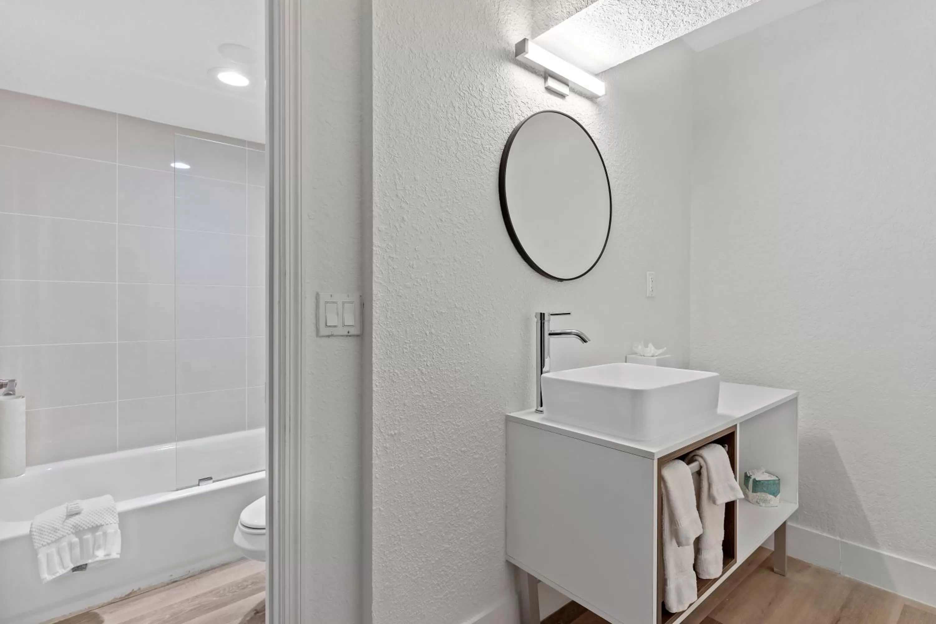 Bathroom in Baymont by Wyndham Jacksonville Airport